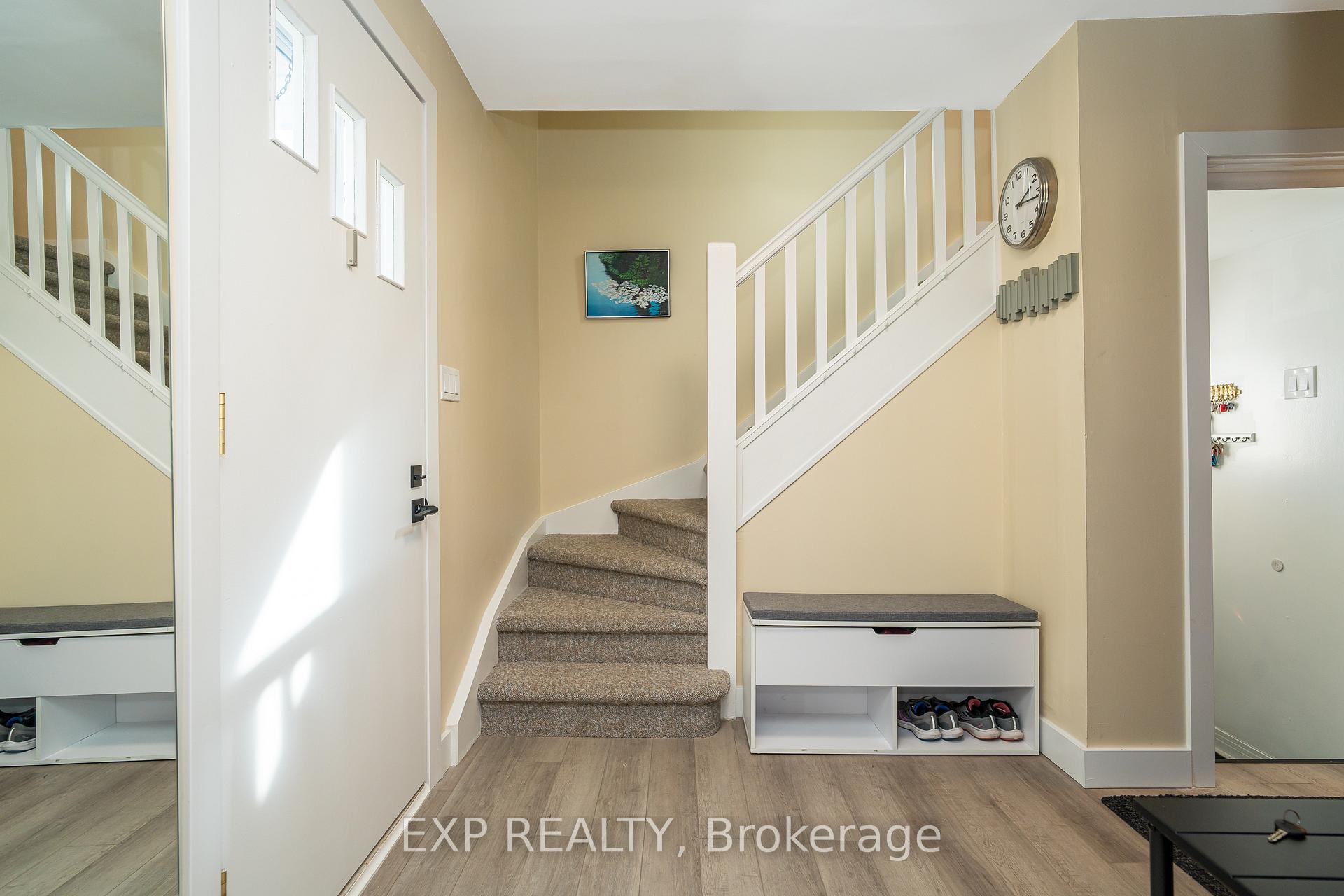336 Poulin Avenue, Britannia - Lincoln Heights and Area — photo 4 of 5