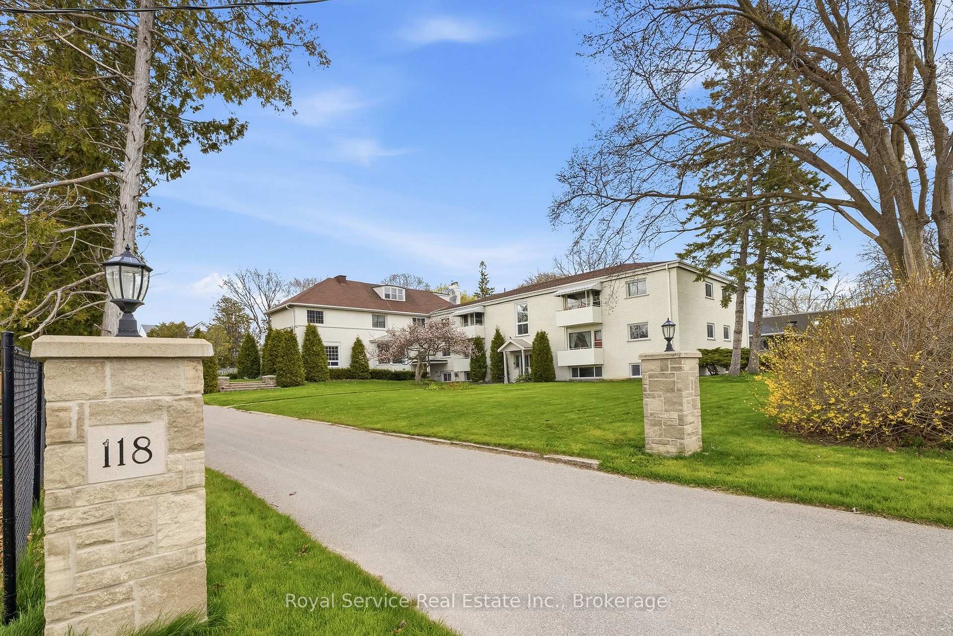 118 Perry Street 19, Cobourg, ON K9A 1N7 — Cobourg, Ontario