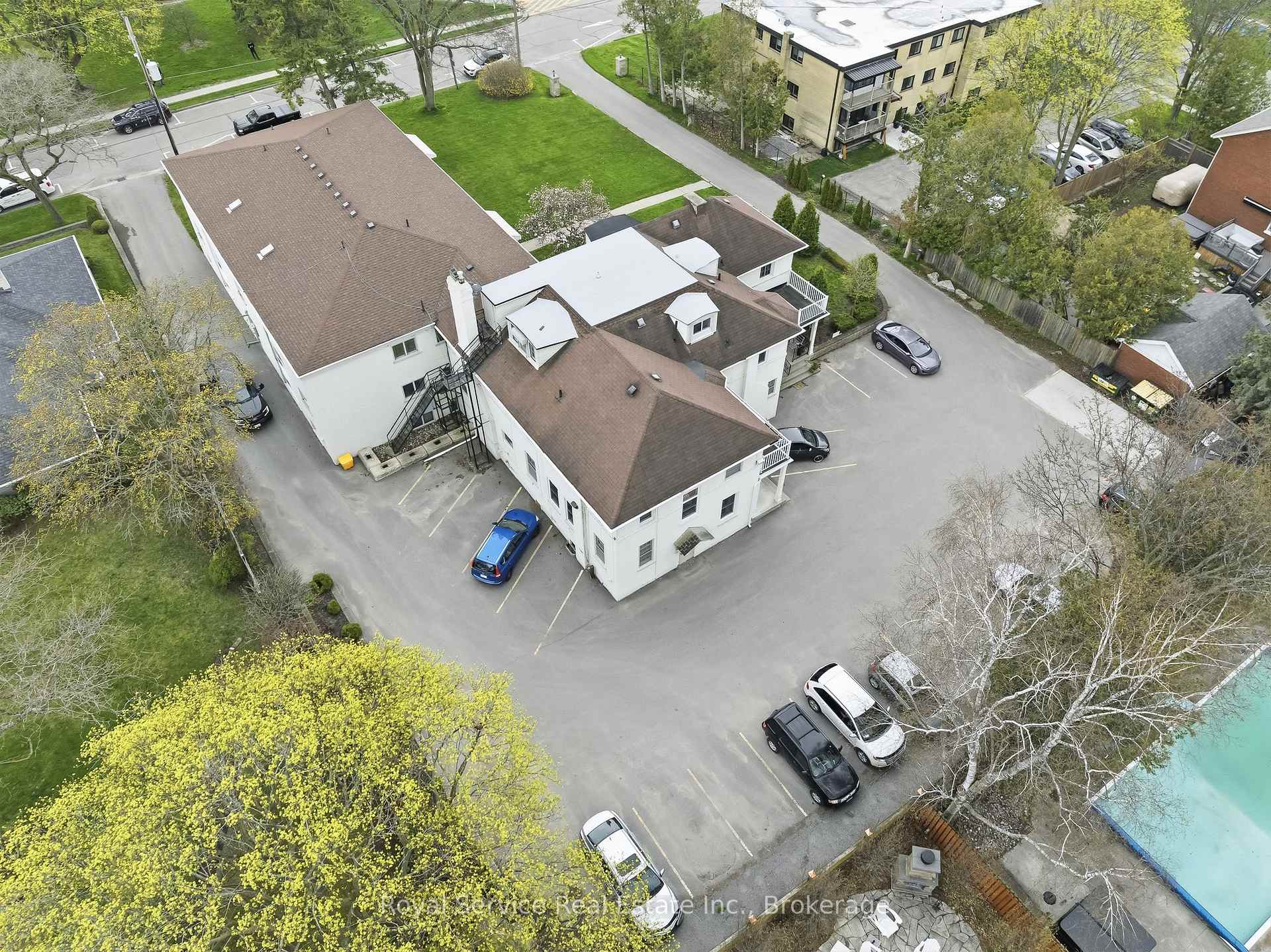 118 Perry Street 19, Cobourg — photo 2 of 5