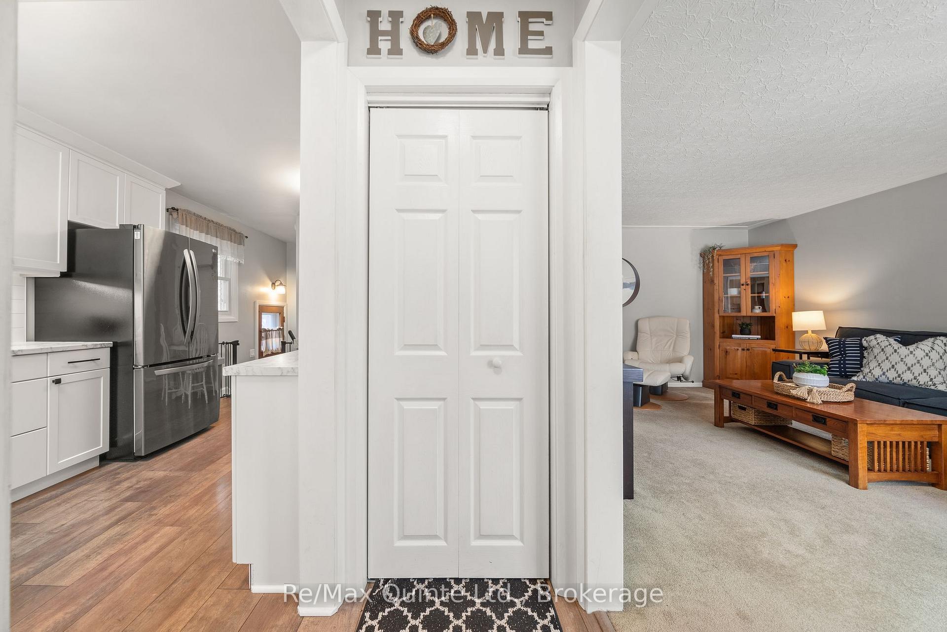 106 Glendale Road, Belleville — photo 5 of 5