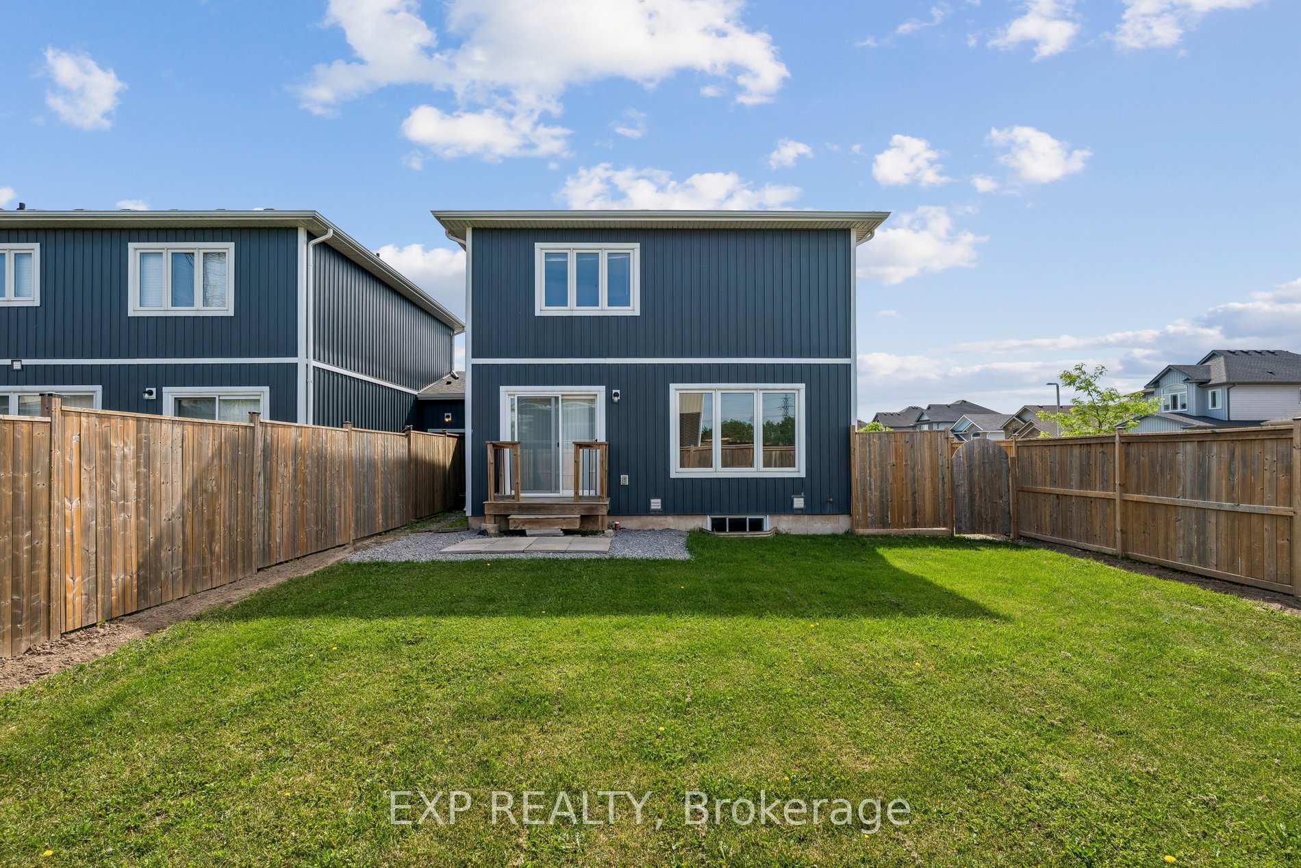 4 VIGER Drive, Welland — photo 4 of 5