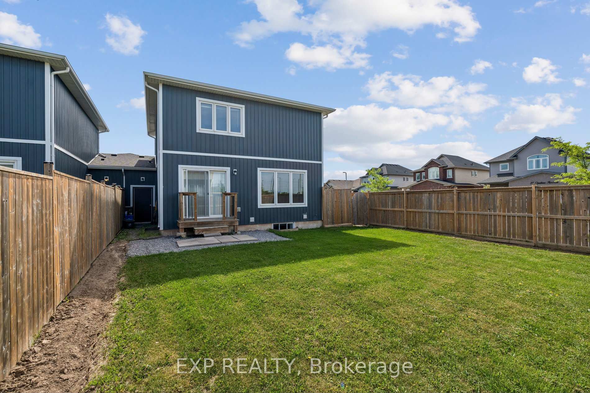 4 VIGER Drive, Welland — photo 5 of 5