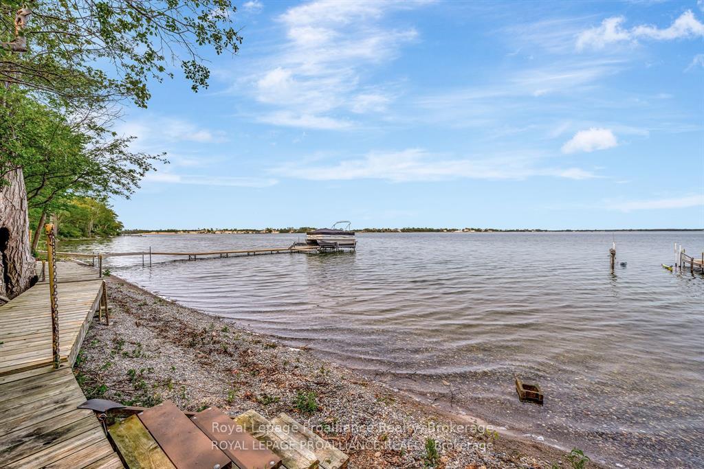 40 Mayne Lane, Prince Edward County — photo 3 of 5