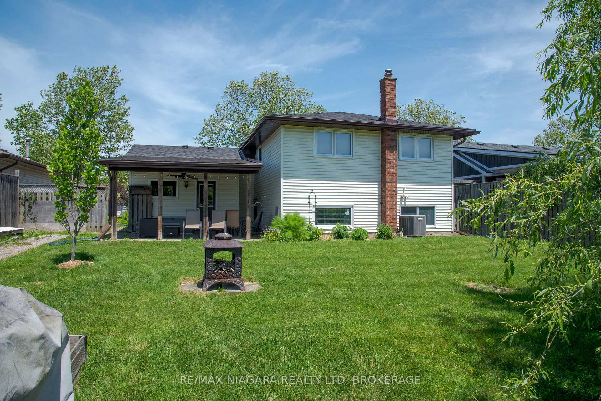 2439 CORAL Avenue, Fort Erie — photo 3 of 5