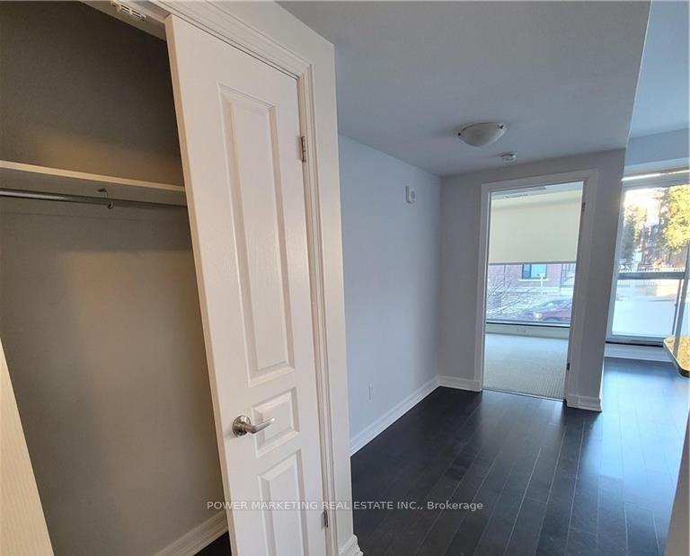 238 BESSERER Street 216, Lower Town - Sandy Hill — photo 3 of 5