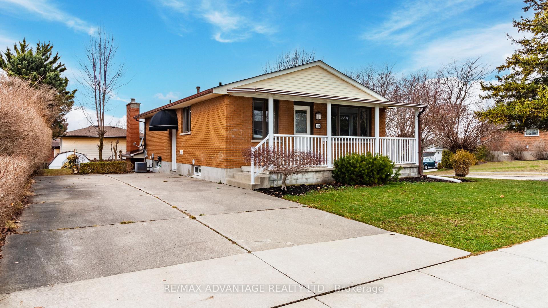 190 Fairview Avenue, St. Thomas — photo 2 of 5