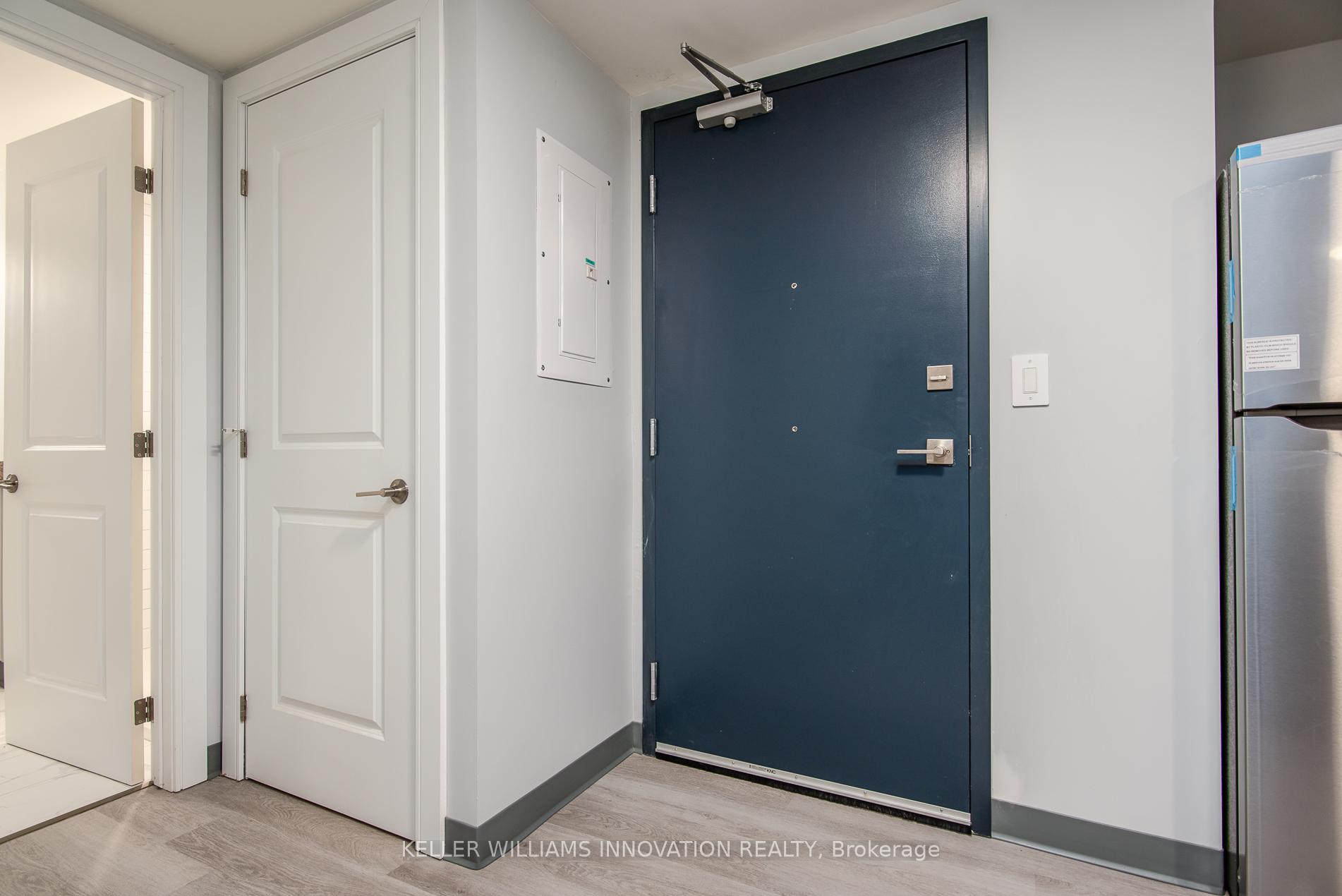 10 Queen Street 002, St. Thomas — photo 3 of 5