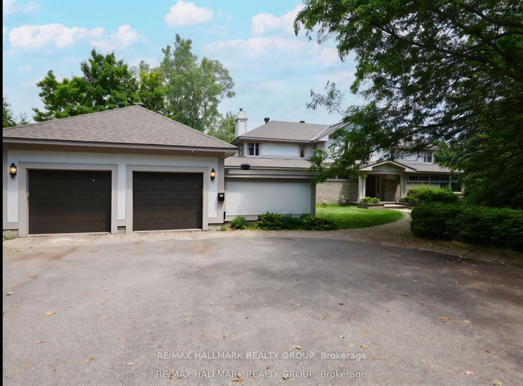 23 Davidson Drive, Beacon Hill North - South and Area, ON K1J 6L7 — Beacon Hill North - South and Area, Ontario