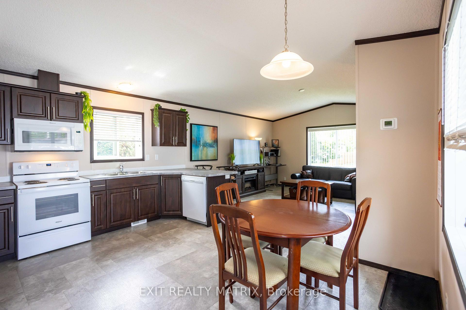 3535 St. Joseph Boulevard 74, Orleans - Cumberland and Area — photo 4 of 5