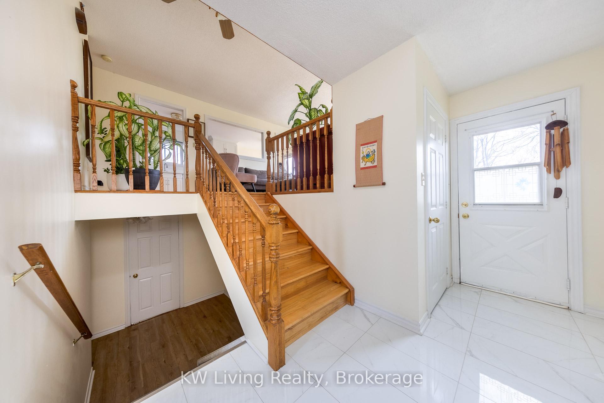 833 Fairbairn Street, Peterborough — photo 5 of 5