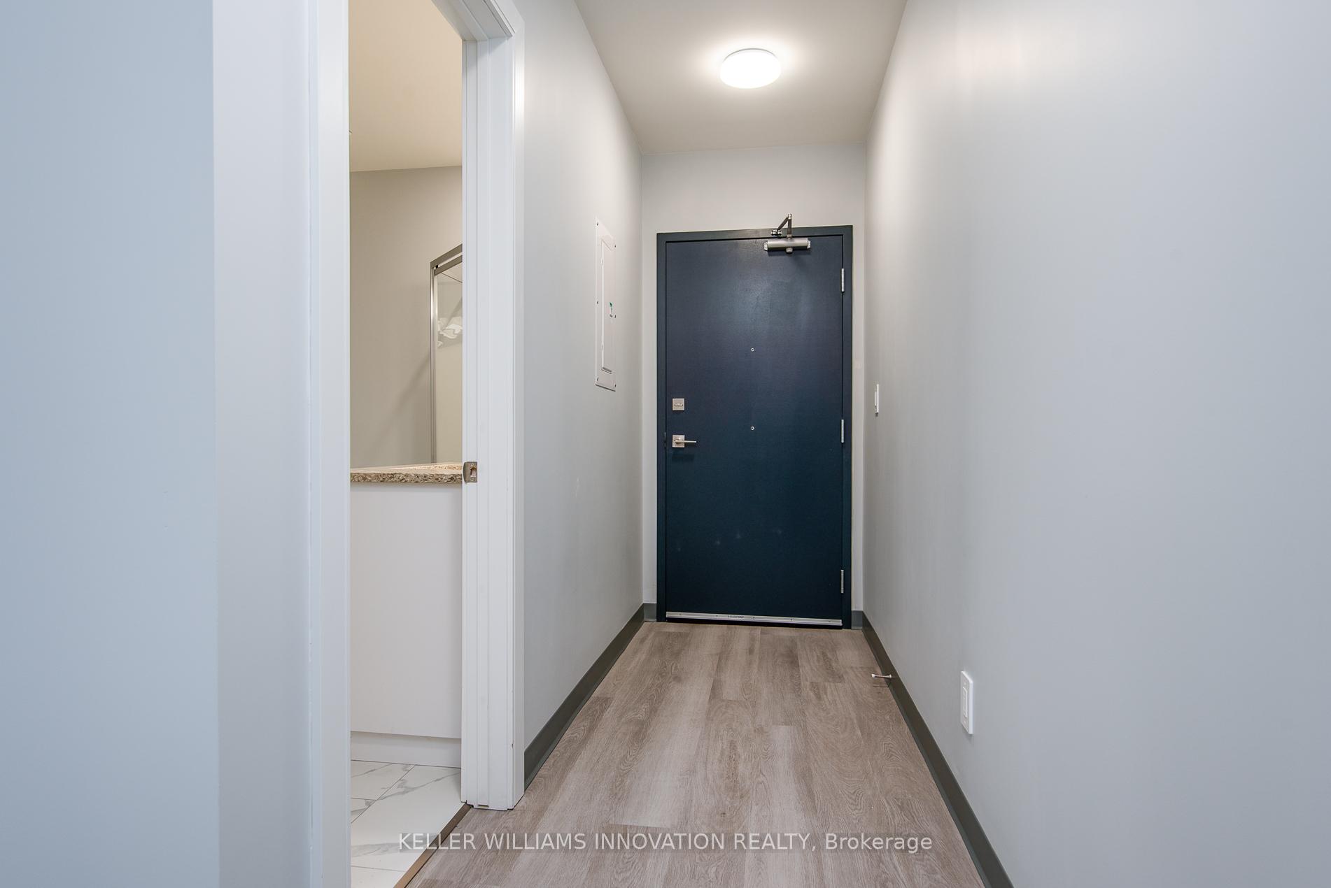 10 Queen Street 202, St. Thomas — photo 3 of 5