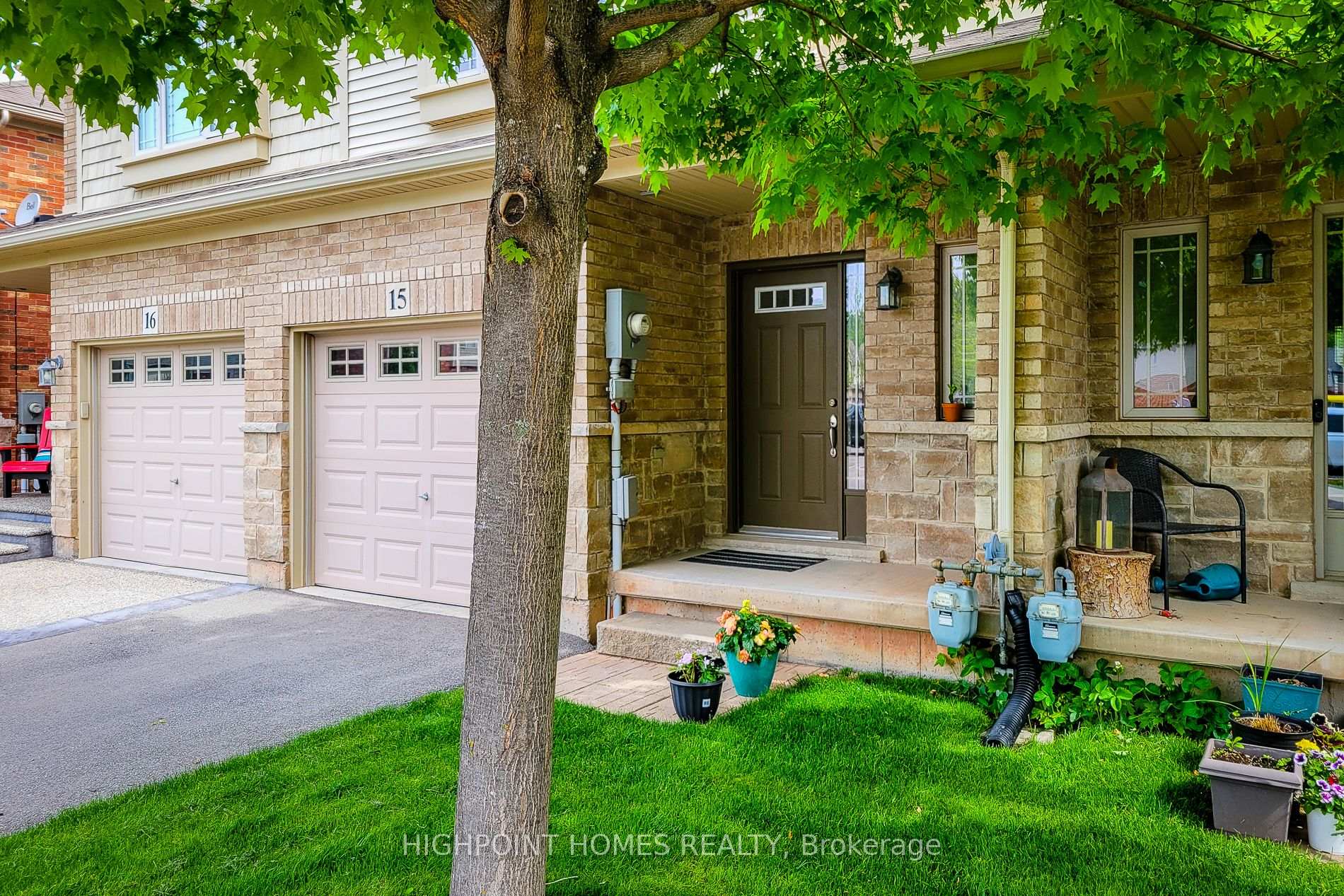 6 Chestnut Drive 15, Grimsby — photo 3 of 5