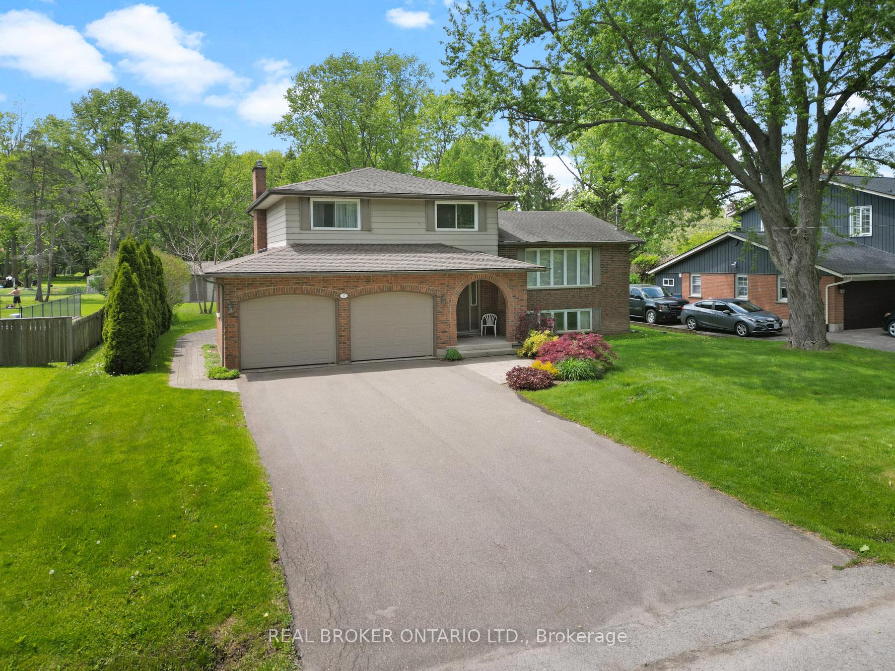 17 Montgomery Road, Welland — photo 3 of 5