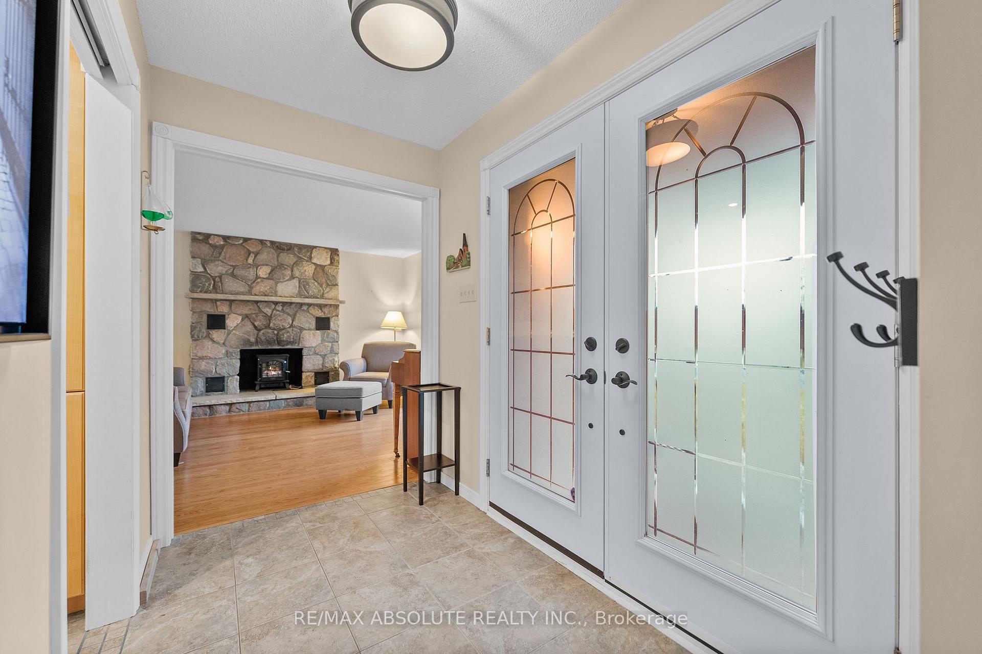 284 Harrington Street, Arnprior — photo 5 of 5
