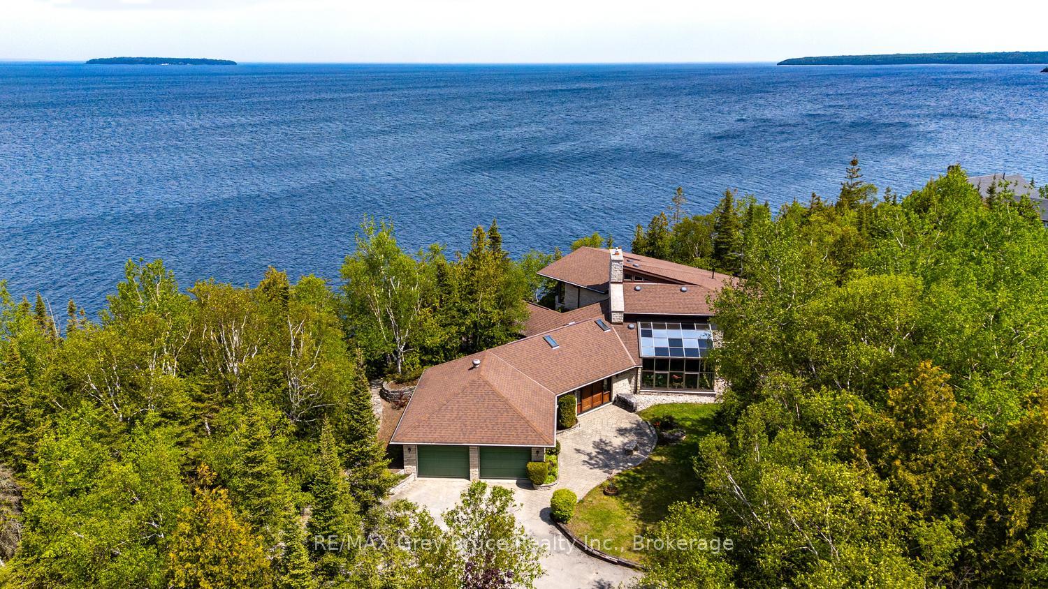 28 Elgin Street, Northern Bruce Peninsula, ON N0H 2R0 — Northern Bruce Peninsula, Ontario