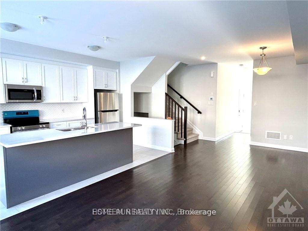 87 LITTLE LAKE Lane, Orleans - Cumberland and Area — photo 2 of 5