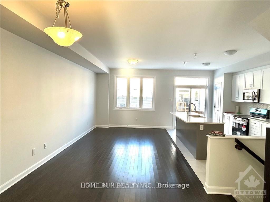 87 LITTLE LAKE Lane, Orleans - Cumberland and Area — photo 3 of 5