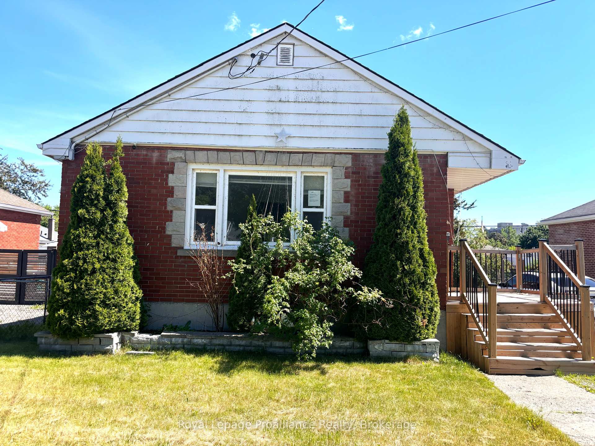 355 Bridge Street E, Belleville — photo 3 of 3
