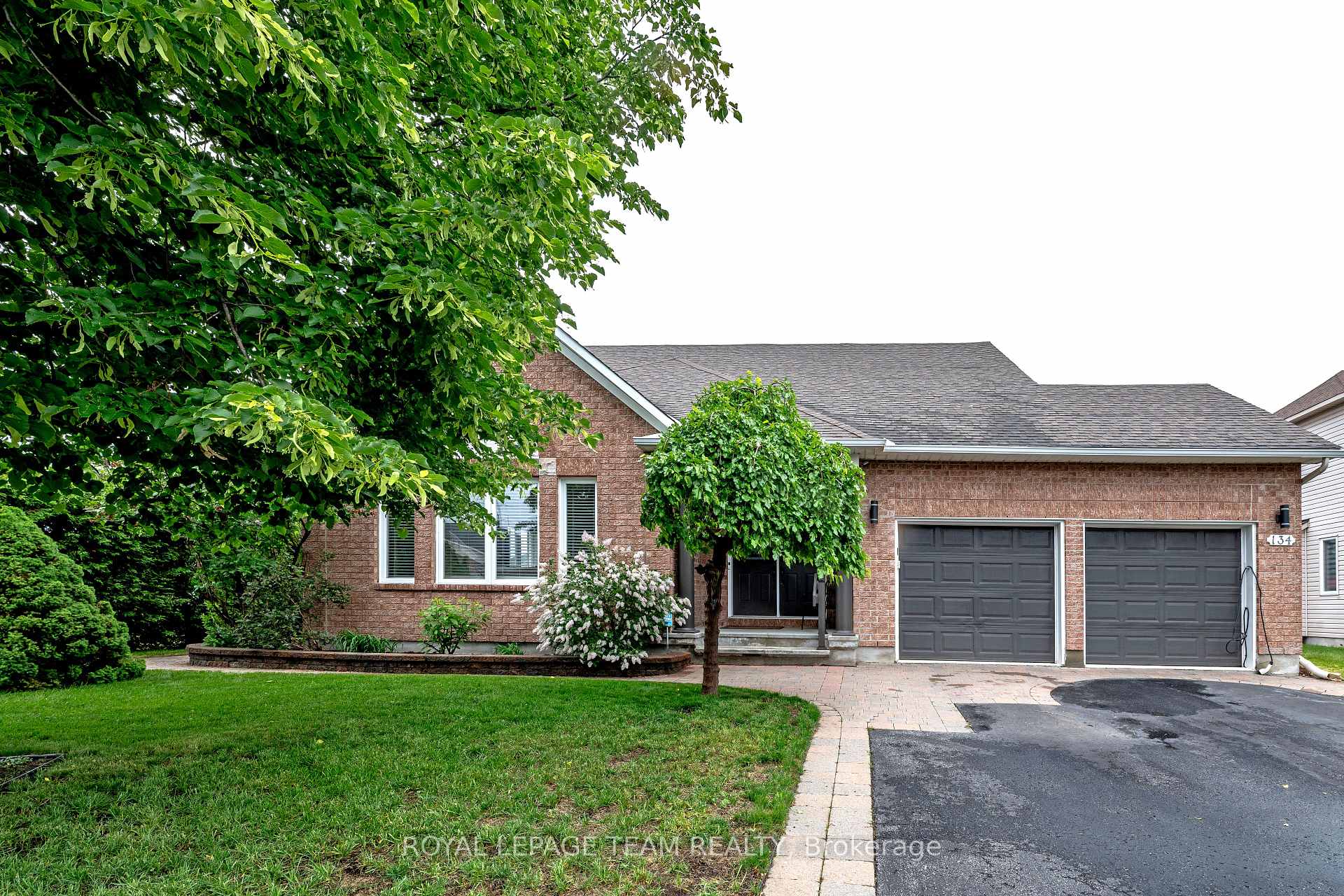 134 Coursier Crescent, Orleans - Cumberland and Area — photo 3 of 5