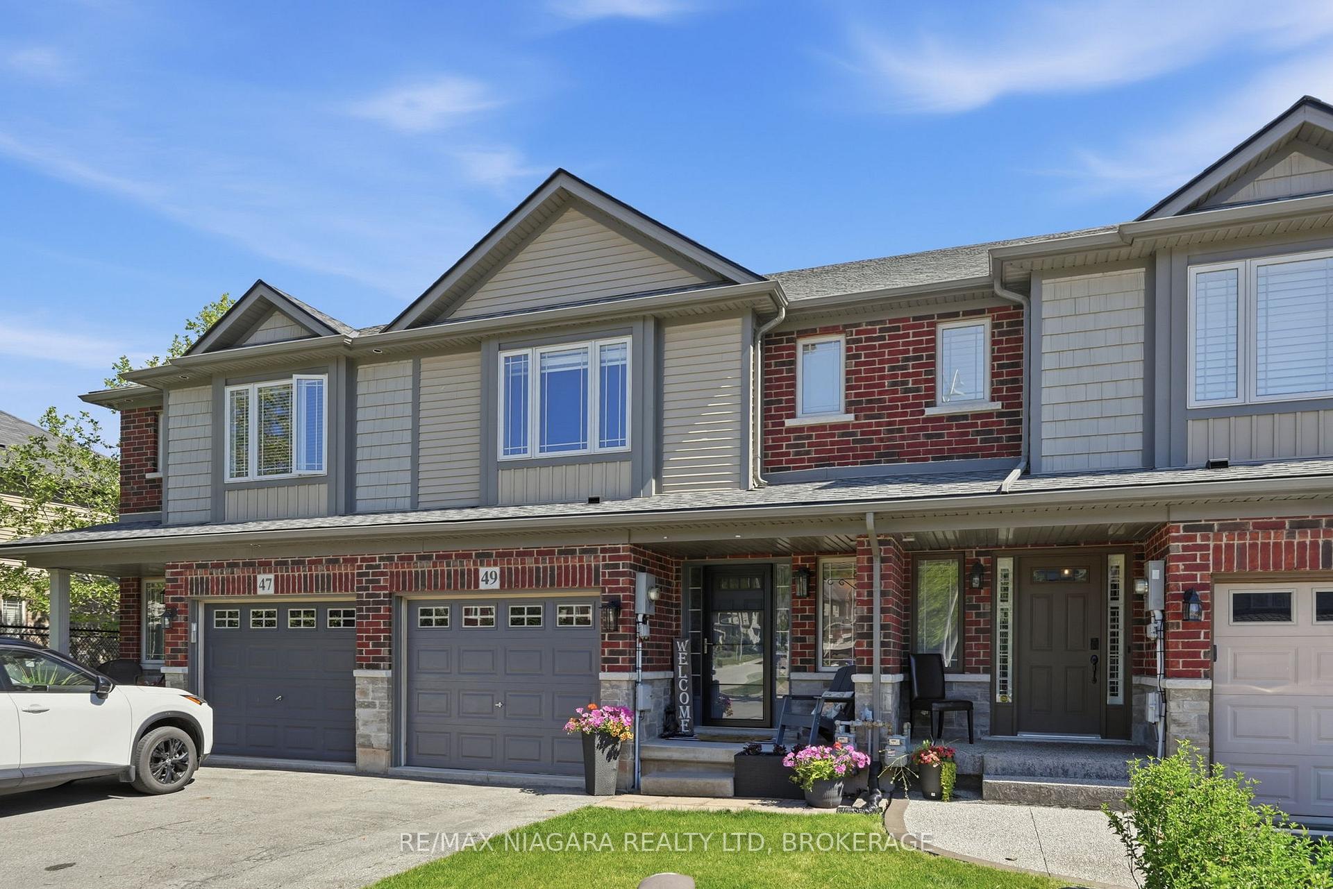 49 Cedar Street, Grimsby — photo 2 of 5