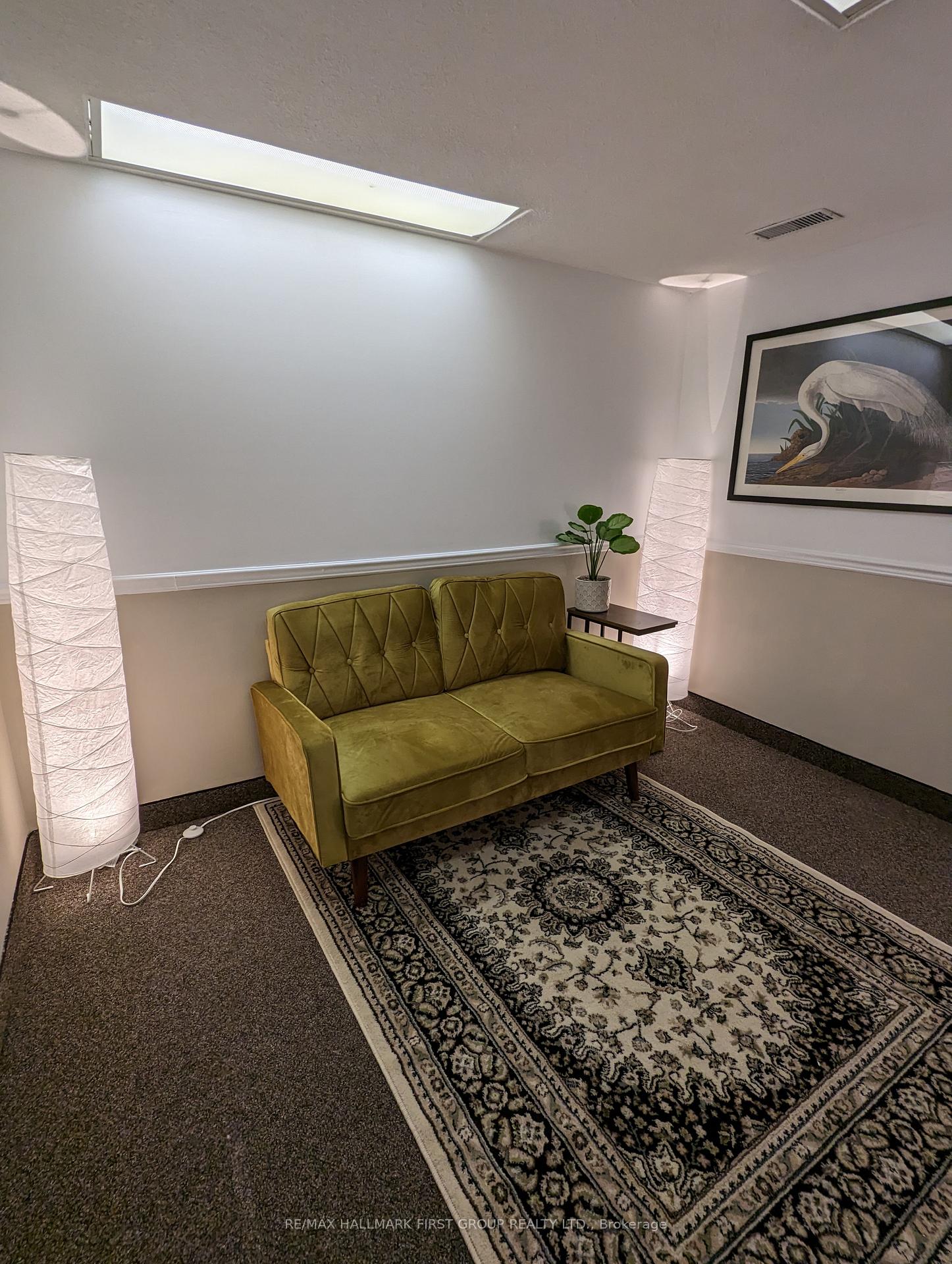257 Division Street 104, Cobourg — photo 2 of 3