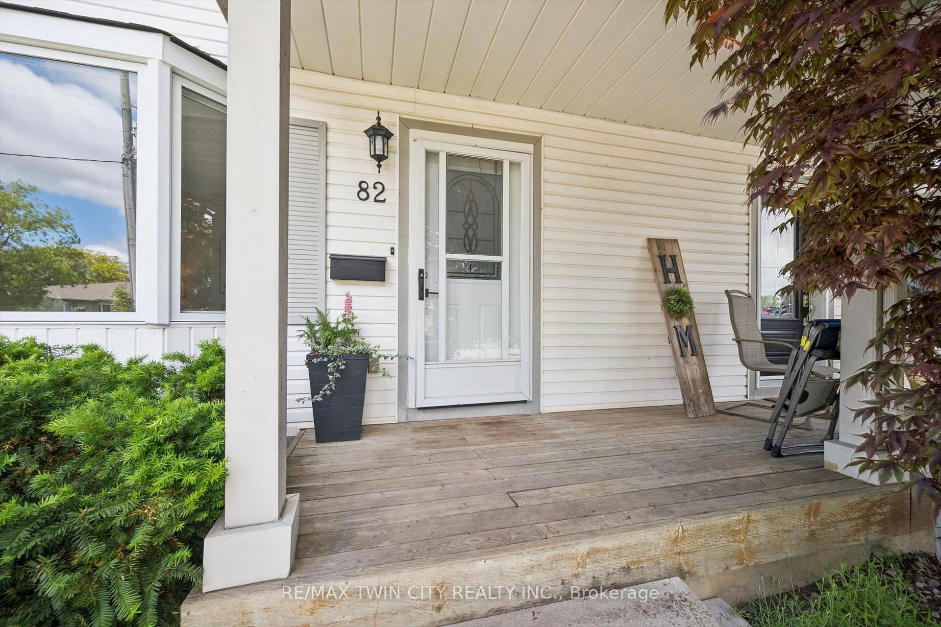 82 Catherine Street, Wilmot — photo 3 of 5