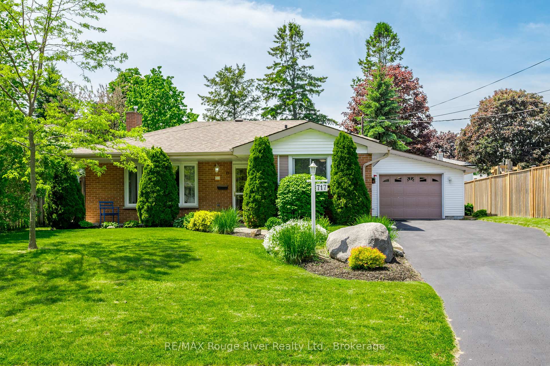 717 Spragge Crescent, Cobourg — photo 2 of 5