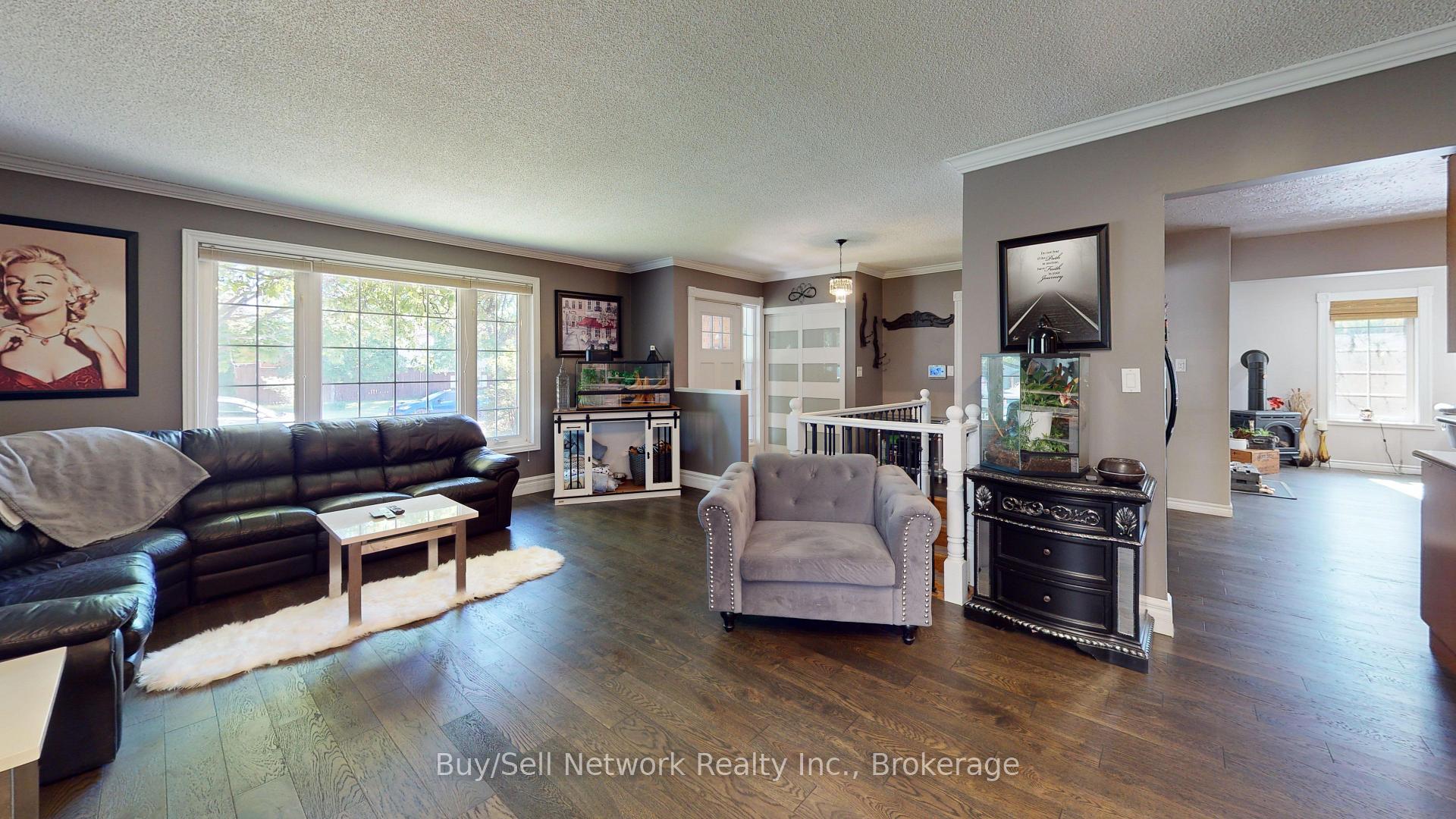 2504 Idyllwood Crescent, Peterborough — photo 4 of 5