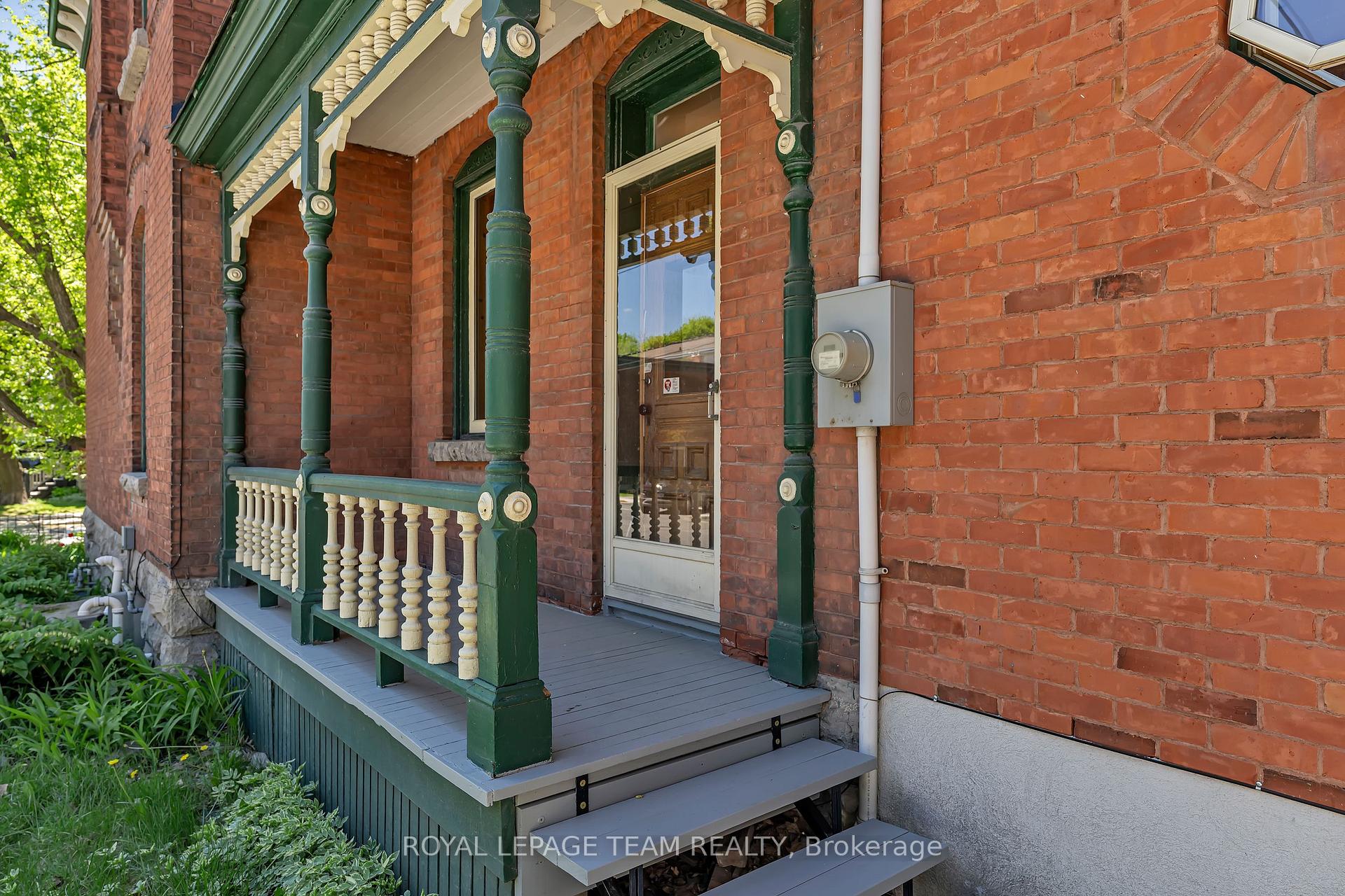 residential Property Image no.1