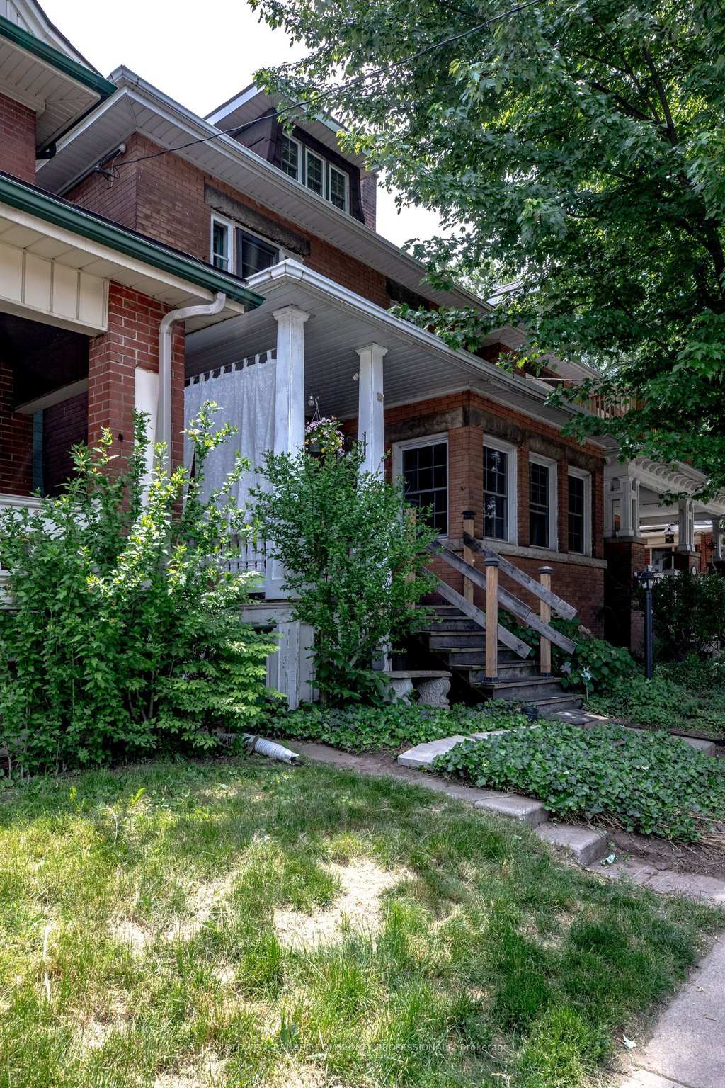 residential Property Image no.1