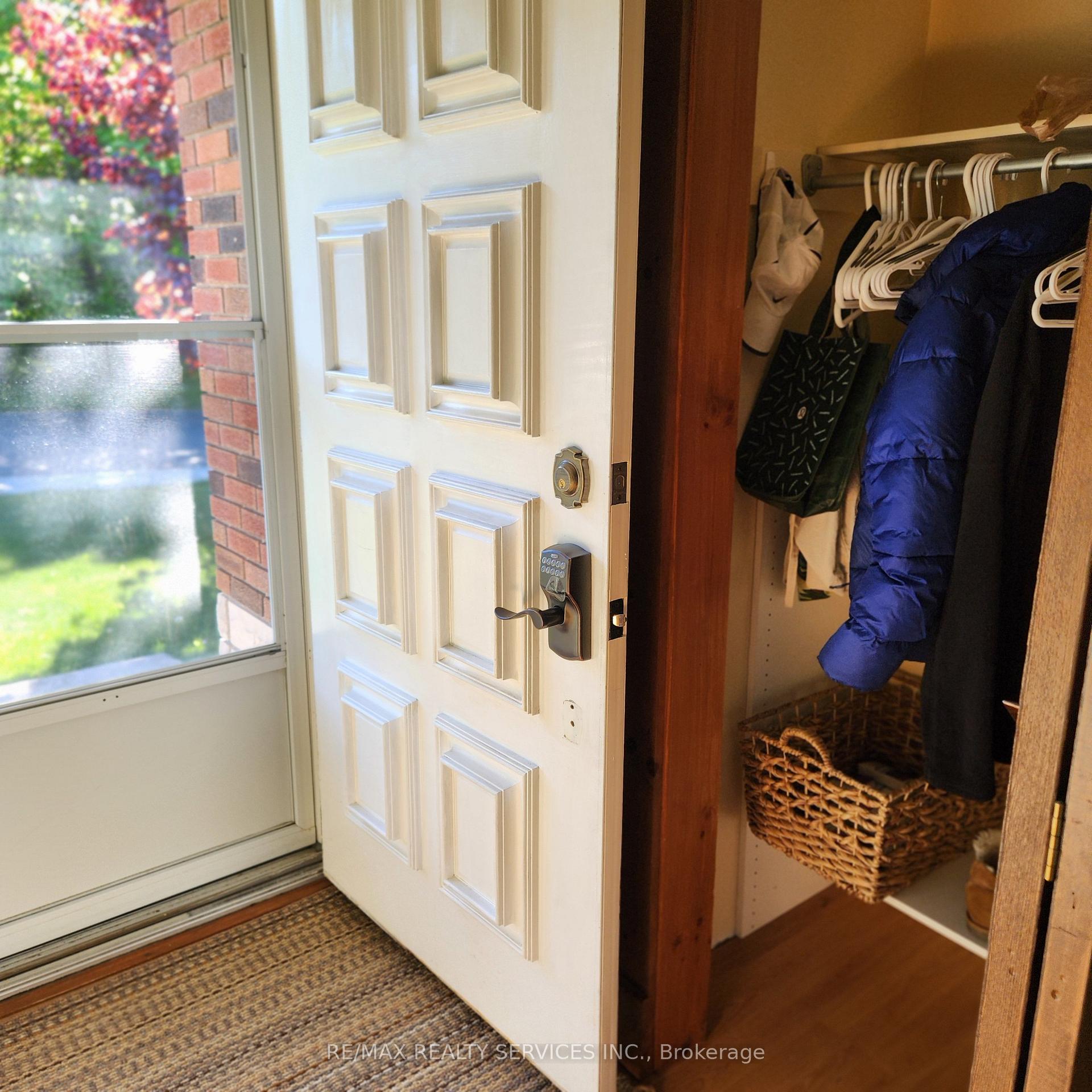 1 Helen Street, Northern Bruce Peninsula — photo 2 of 5