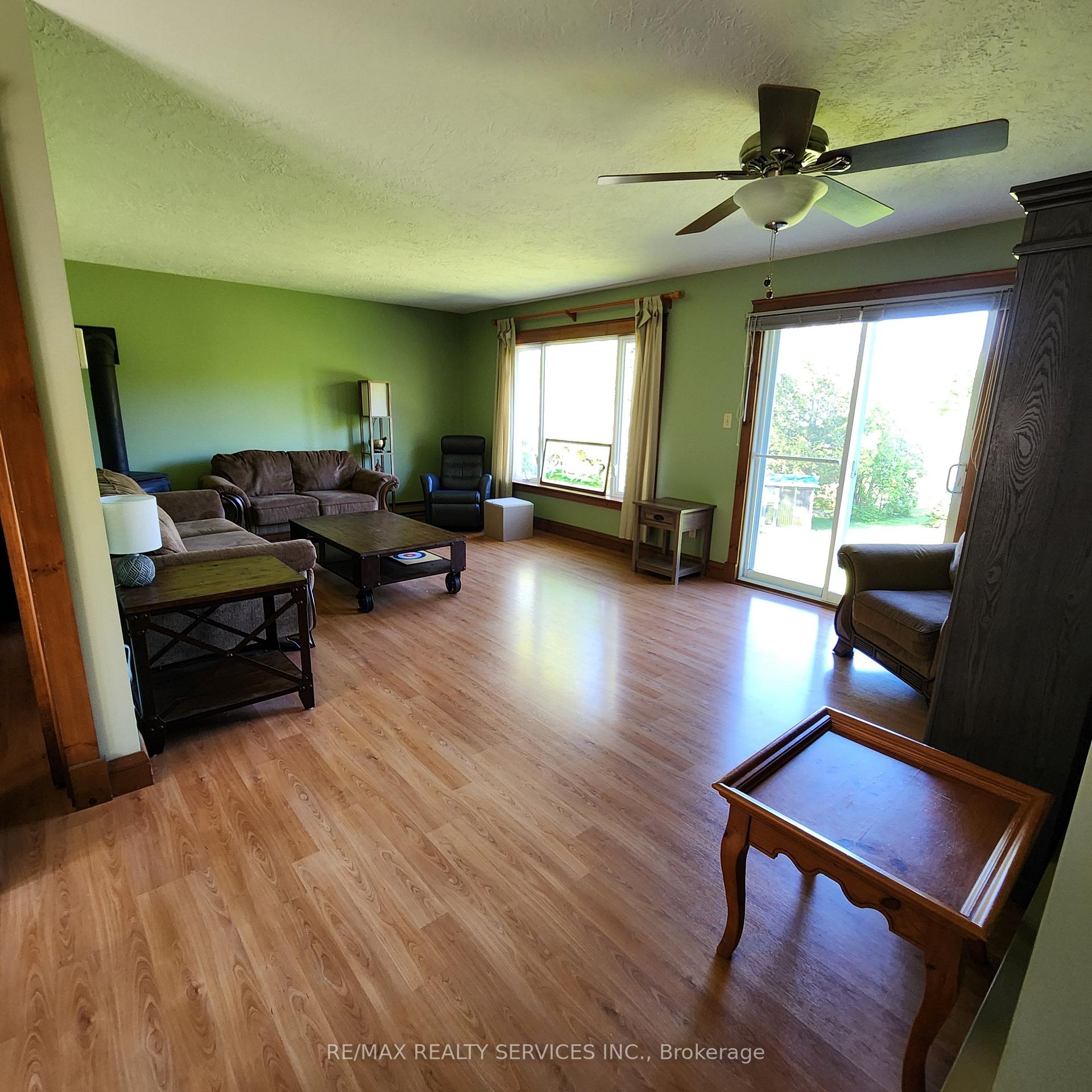 1 Helen Street, Northern Bruce Peninsula — photo 5 of 5