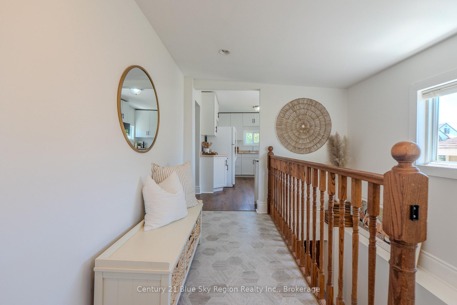 23 George Street, North Bay — photo 2 of 5