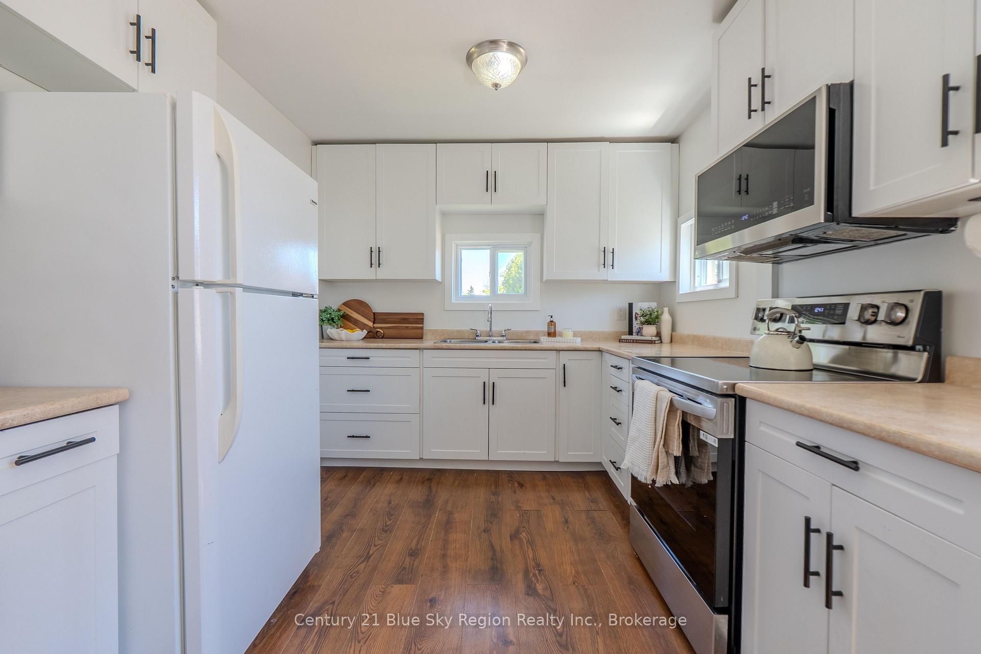 23 George Street, North Bay — photo 5 of 5
