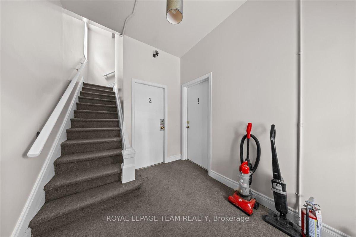 152 Glebe Avenue, Glebe - Ottawa East and Area — photo 3 of 5