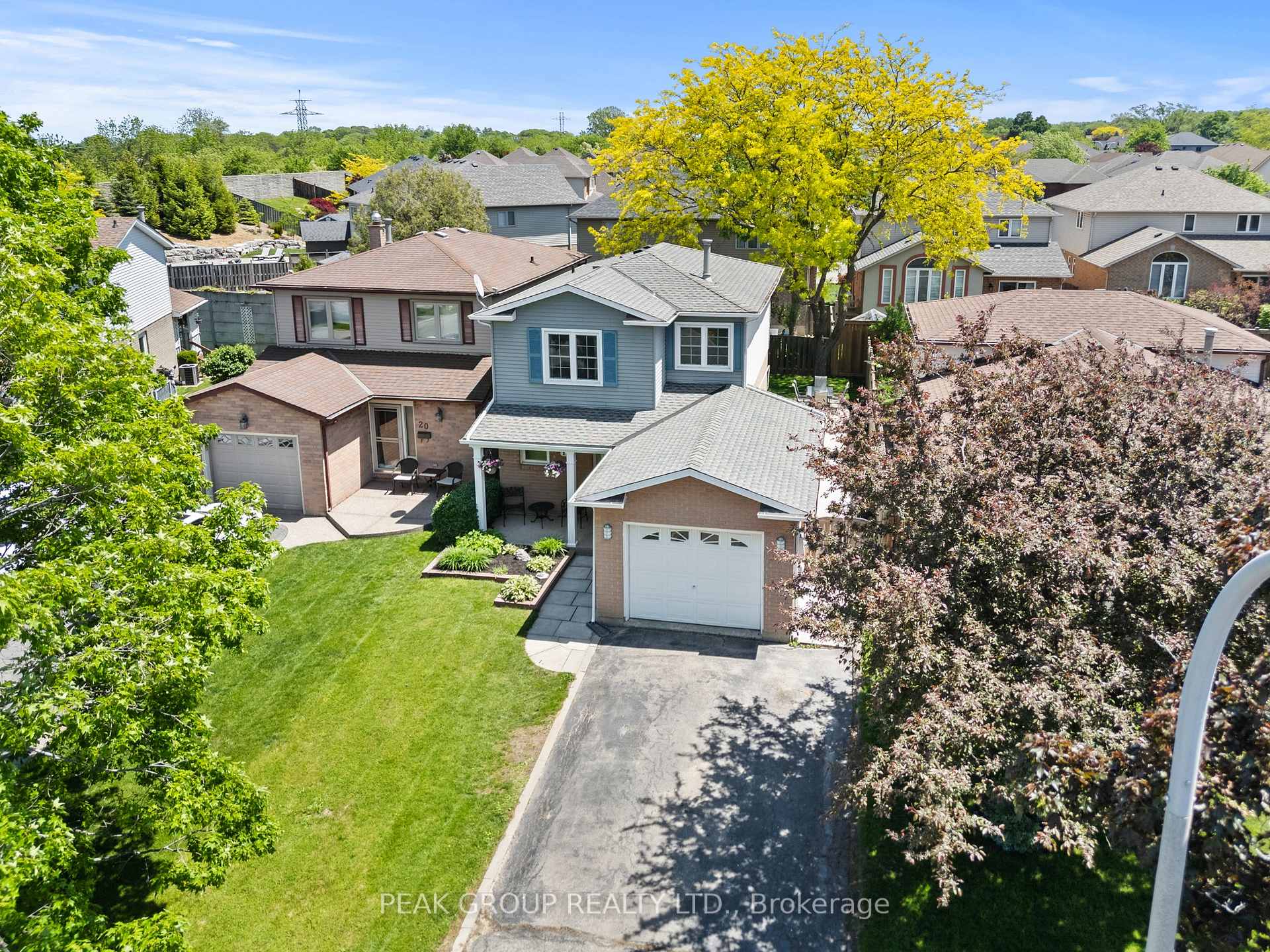 18 Sandra Crescent, Grimsby — photo 3 of 5