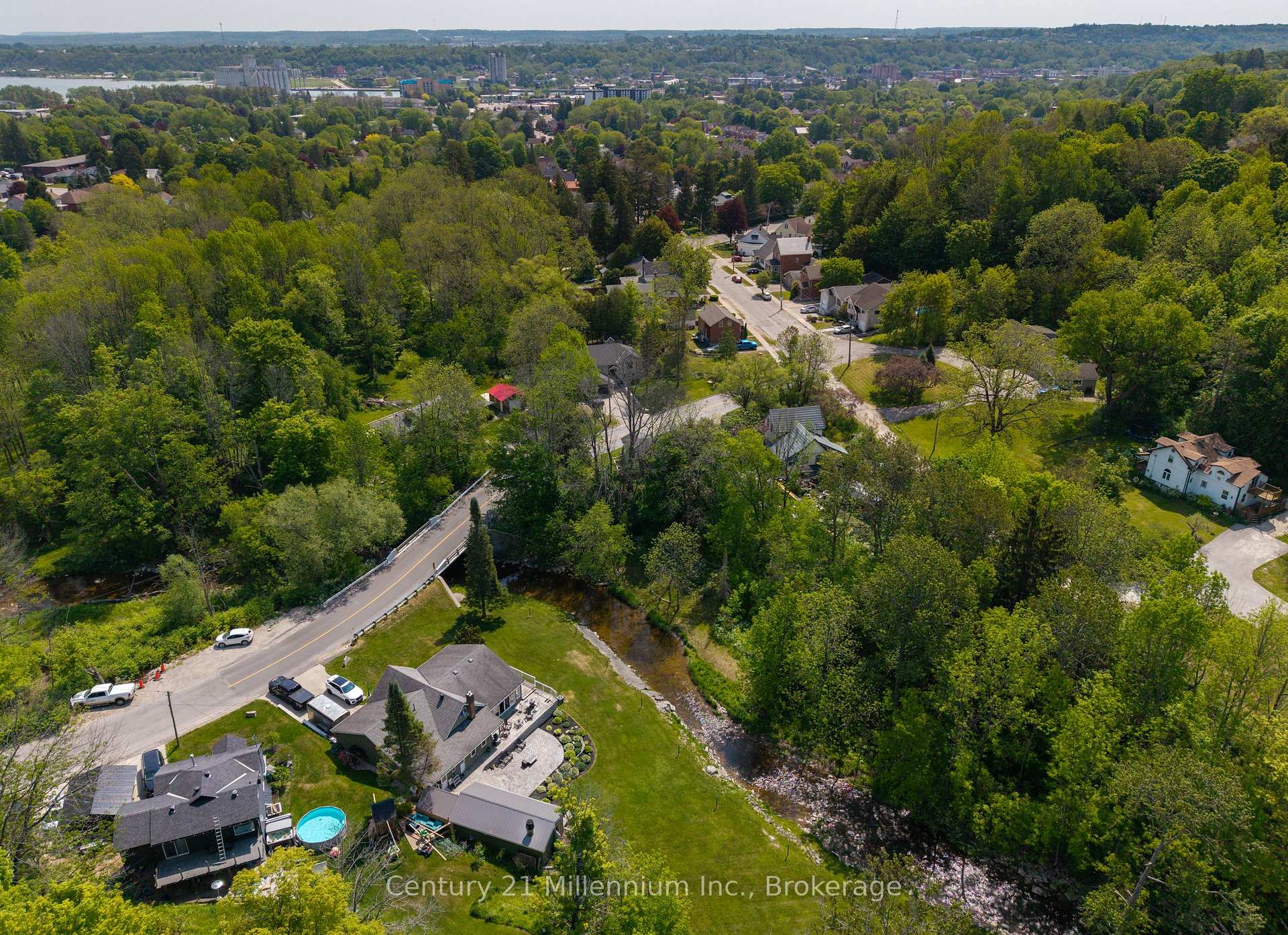 1420 7th Avenue W, Owen Sound — photo 5 of 5
