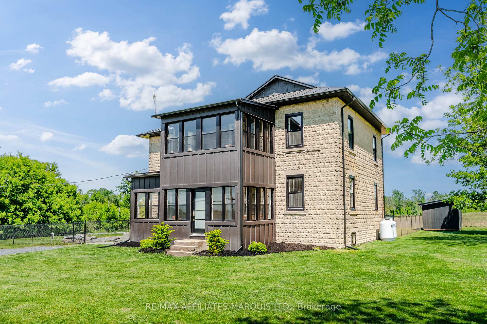 18235 North Branch Road, South Glengarry — photo 3 of 5