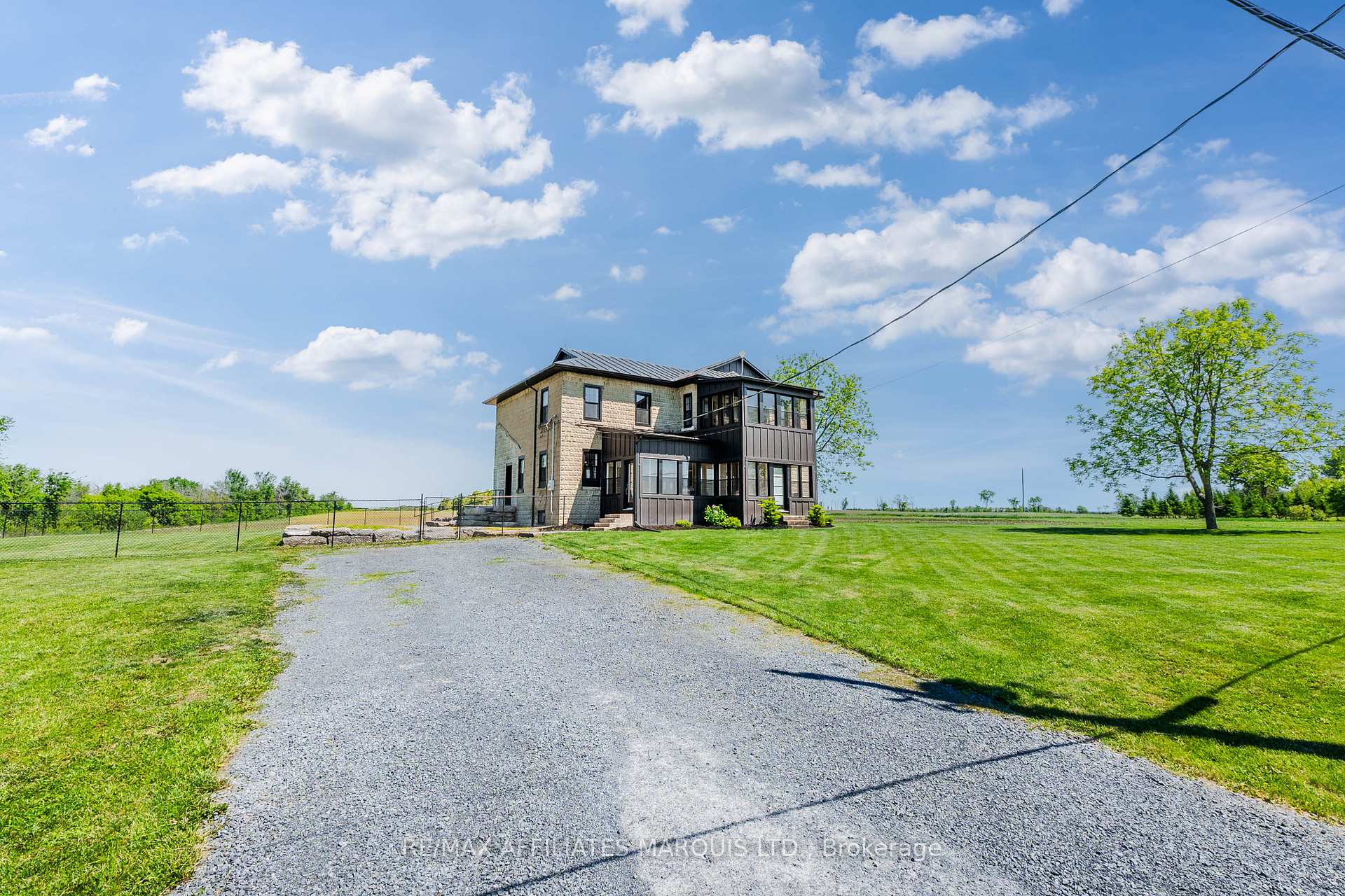 18235 North Branch Road, South Glengarry — photo 4 of 5