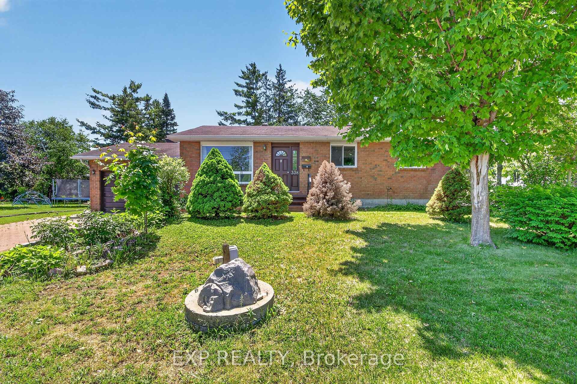 338 William Street, Arnprior, ON K7S 1K8 — Arnprior, Ontario