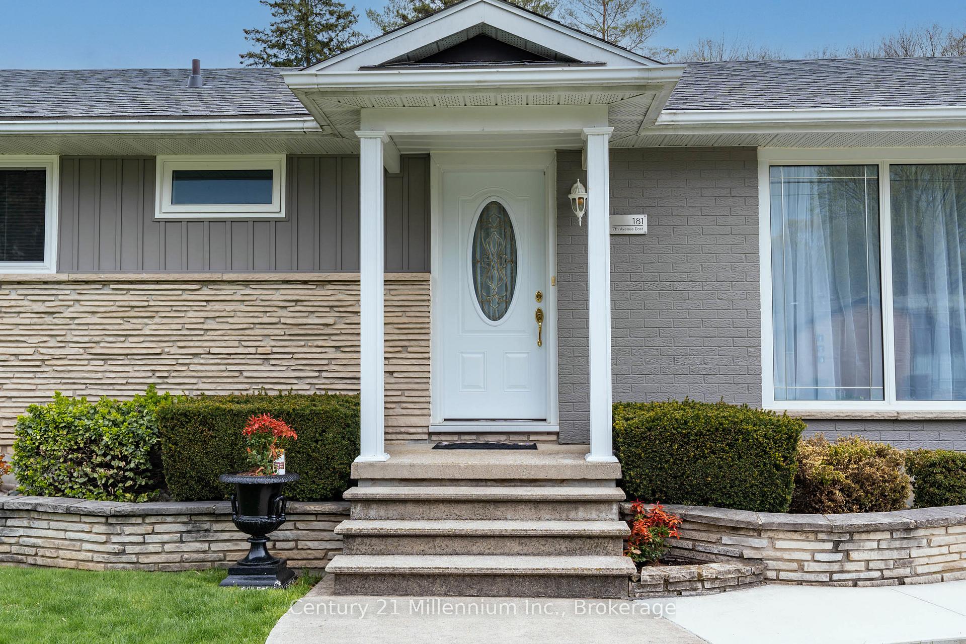 181 7th Avenue E, Owen Sound — photo 4 of 5