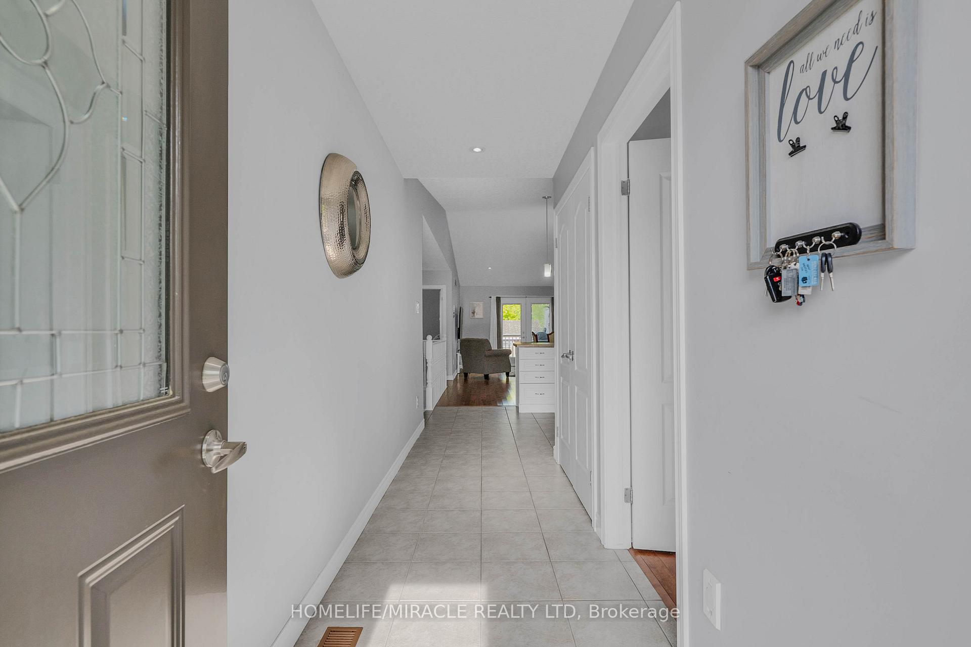 560 Grey Street 3, Brantford — photo 4 of 5