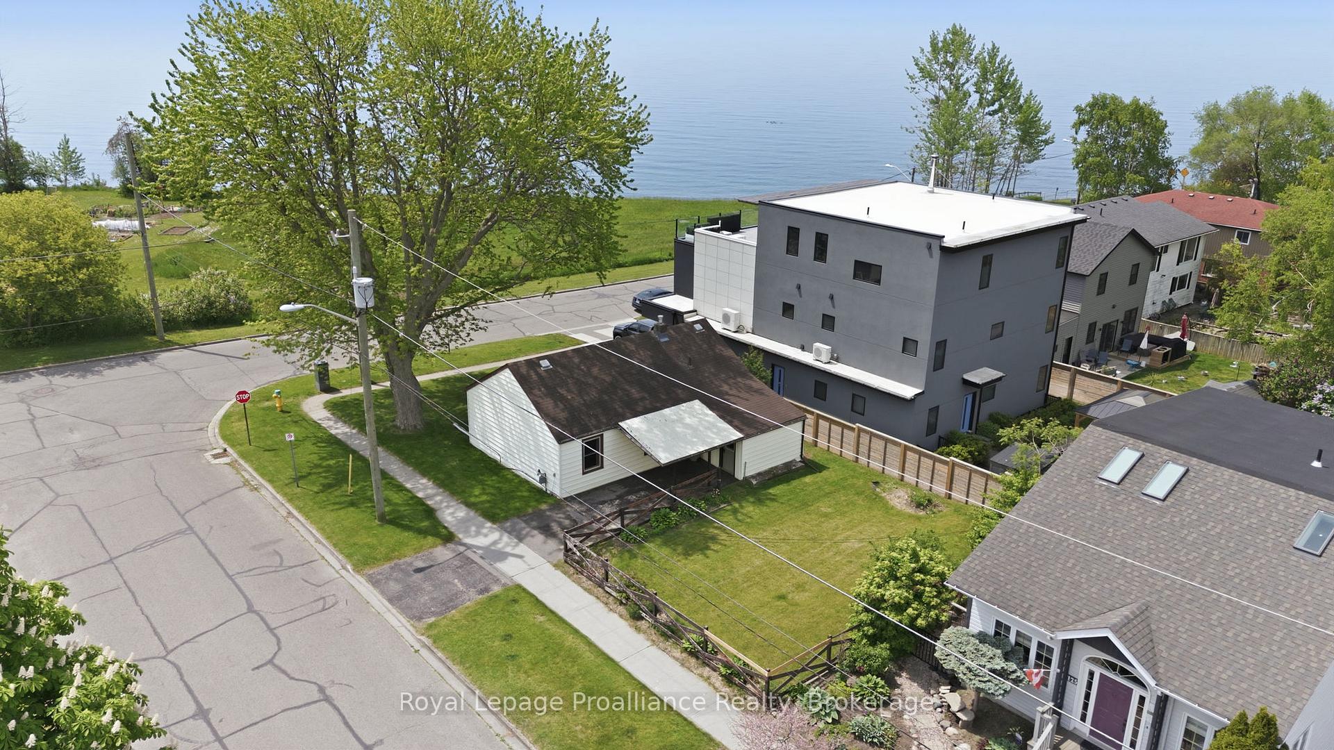 478 Monk Street, Cobourg — photo 3 of 5