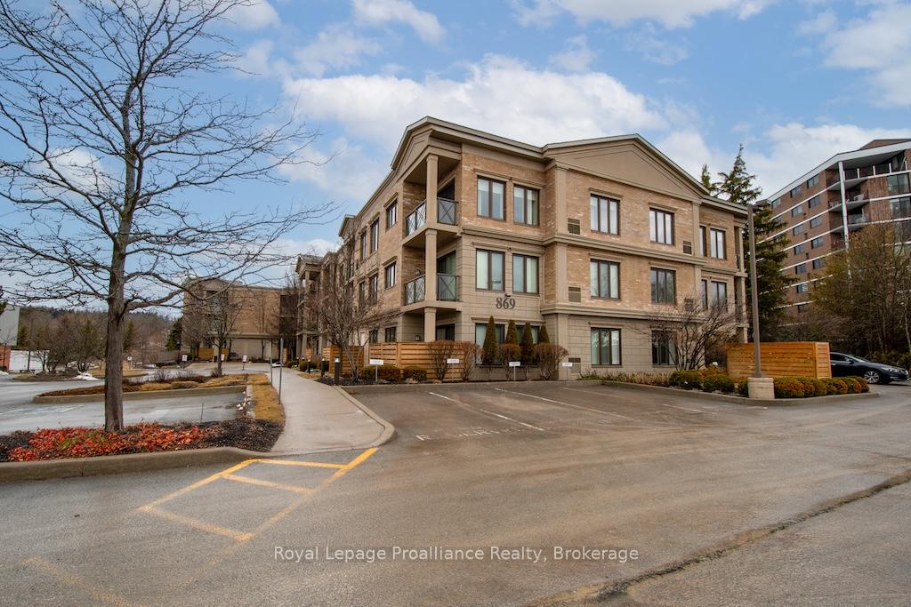869 Clonsilla Avenue 212, Peterborough, ON K9J 0B7 — Peterborough, Ontario