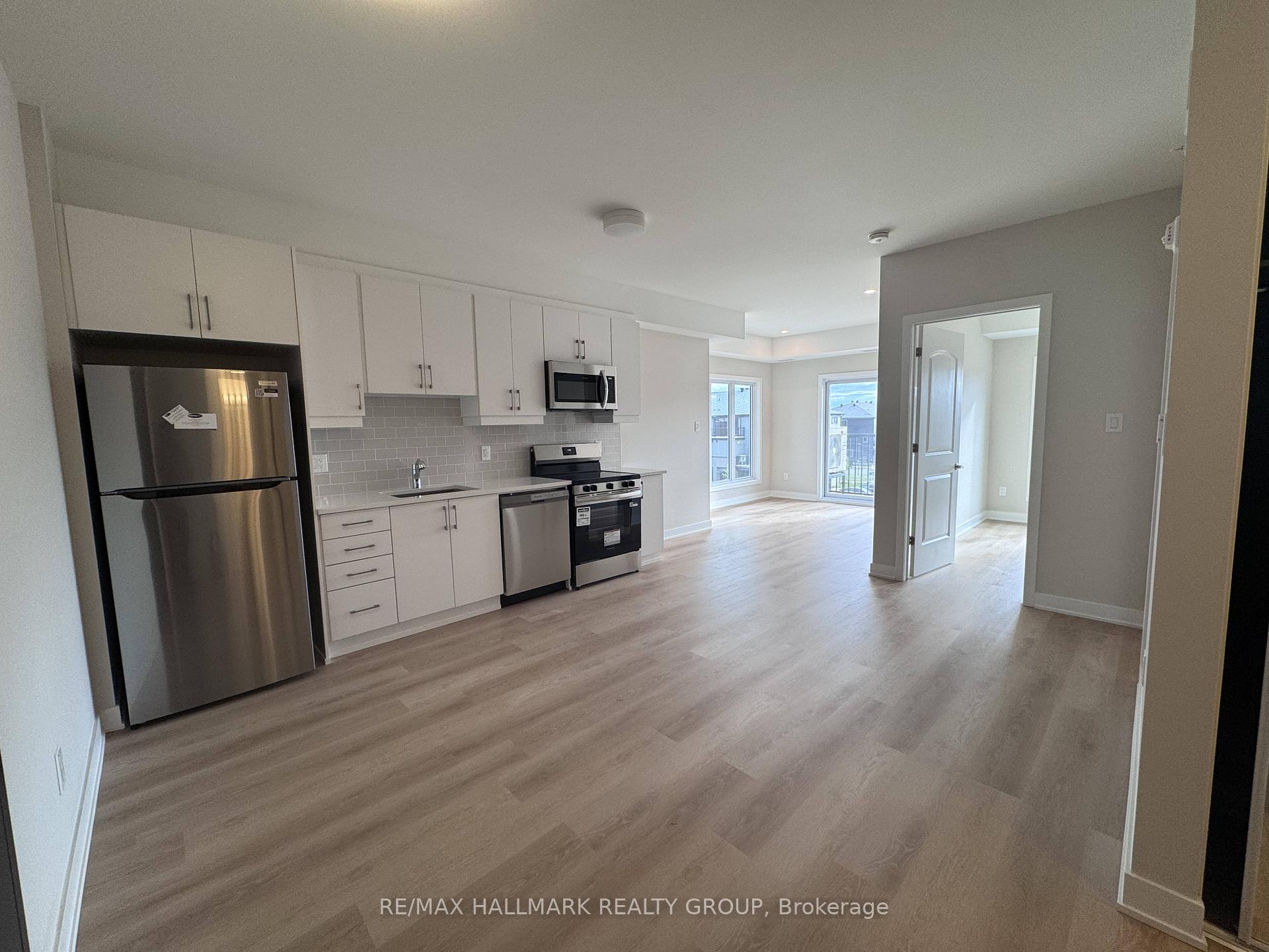 2370 Tenth Line Road 302, Orleans - Cumberland and Area — photo 2 of 5