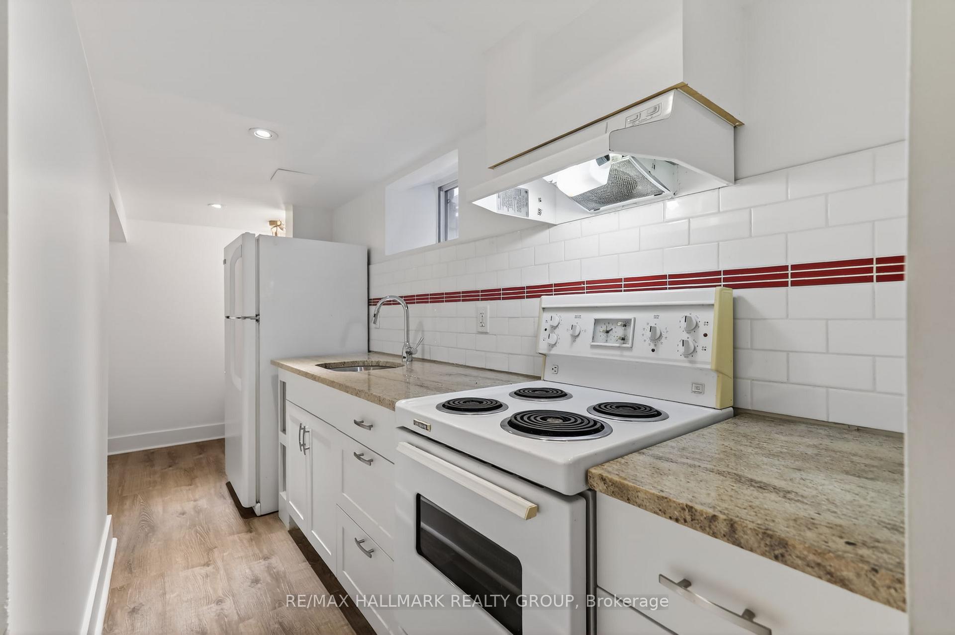 50 Aylmer Avenue, Glebe - Ottawa East and Area — photo 5 of 5