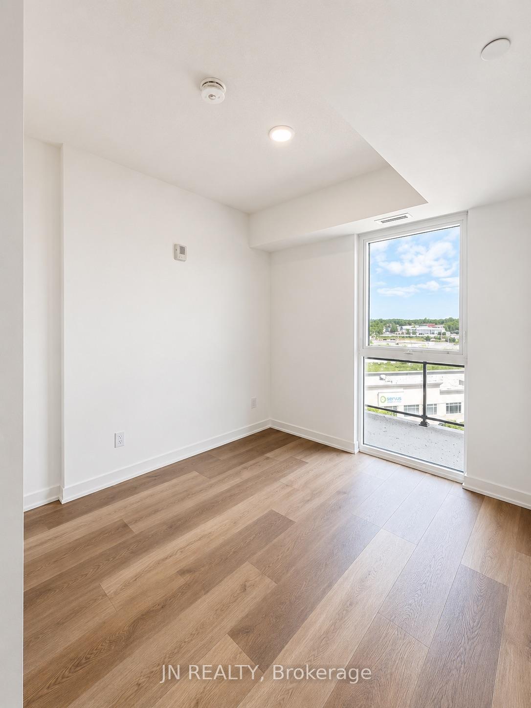 33 Erie Ave Avenue 605, Brantford — photo 3 of 5