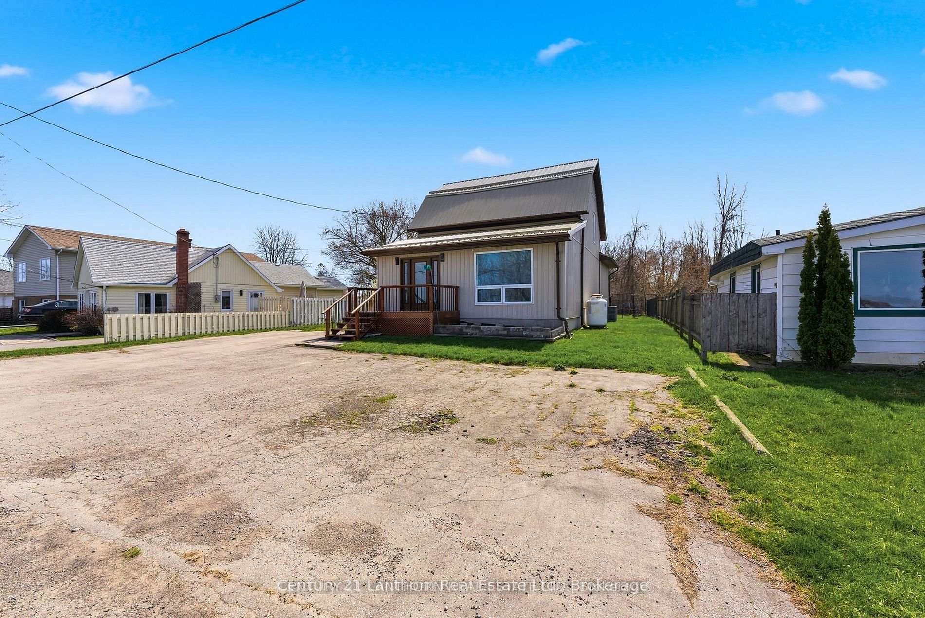 115 Ridley Street, Prince Edward County — photo 3 of 5