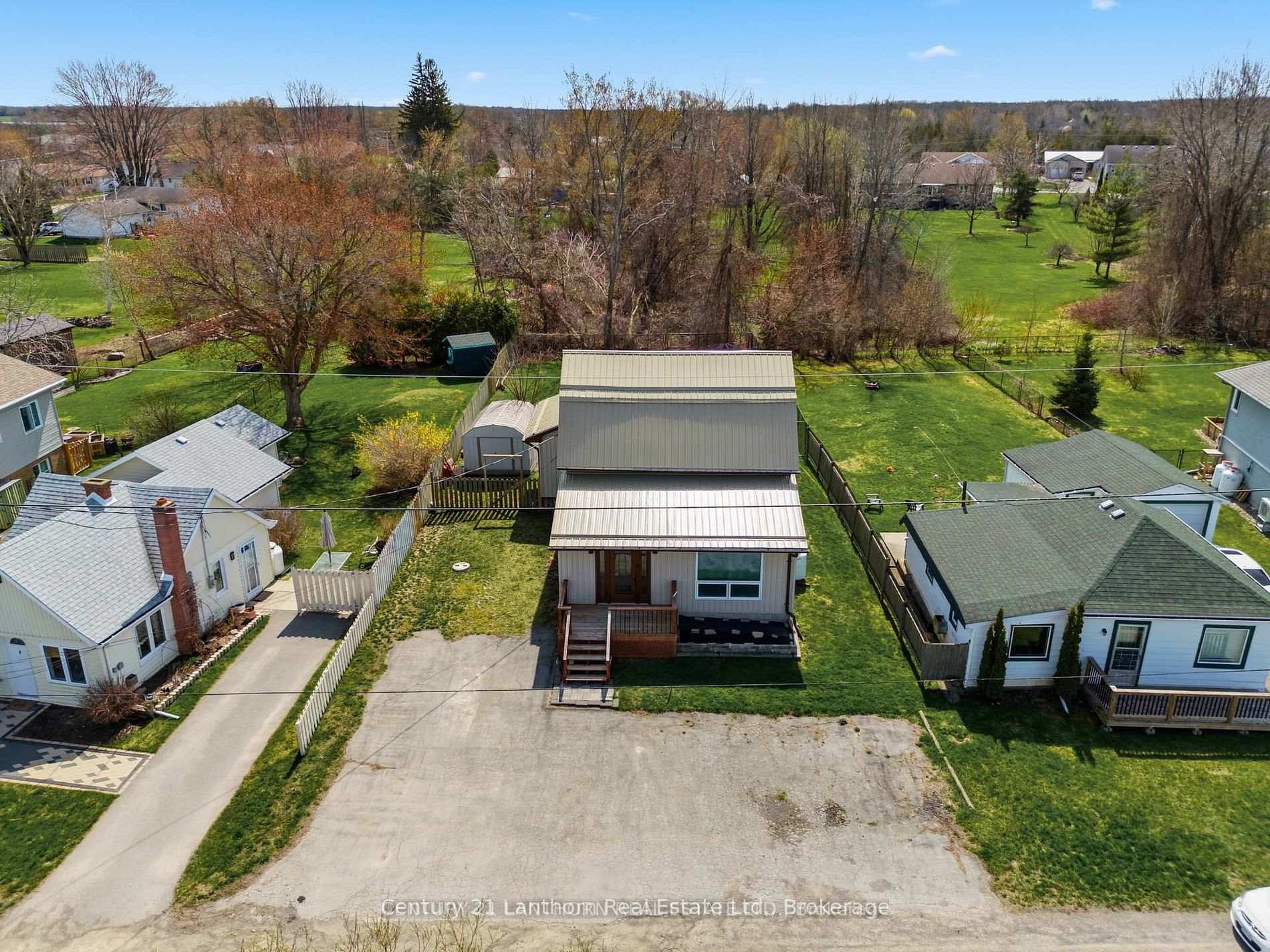 115 Ridley Street, Prince Edward County — photo 4 of 5
