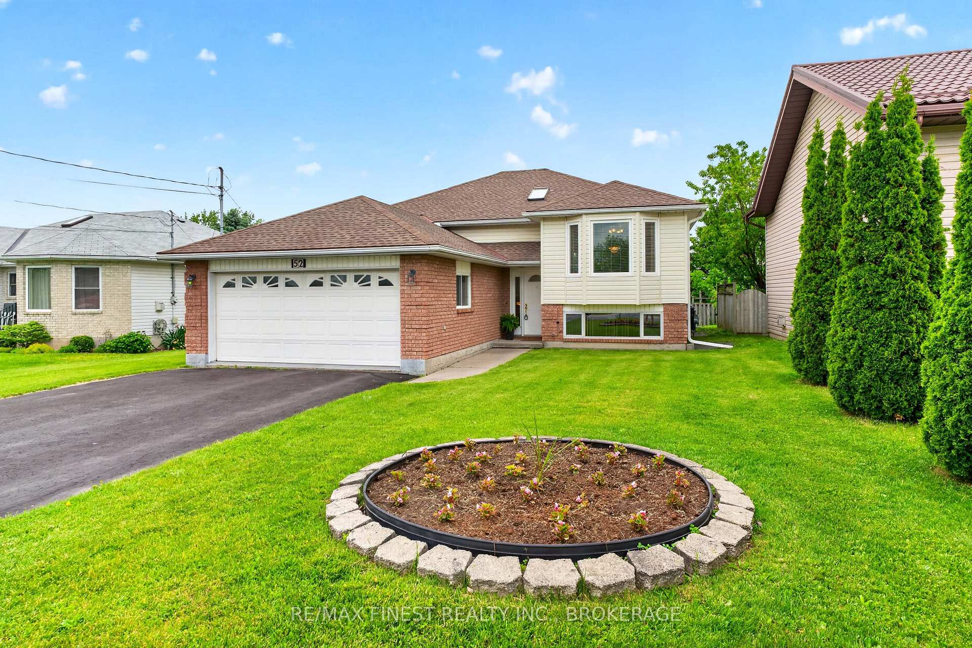 52 Johnson Street, Prince Edward County, ON K0K 2T0 — Prince Edward County, Ontario
